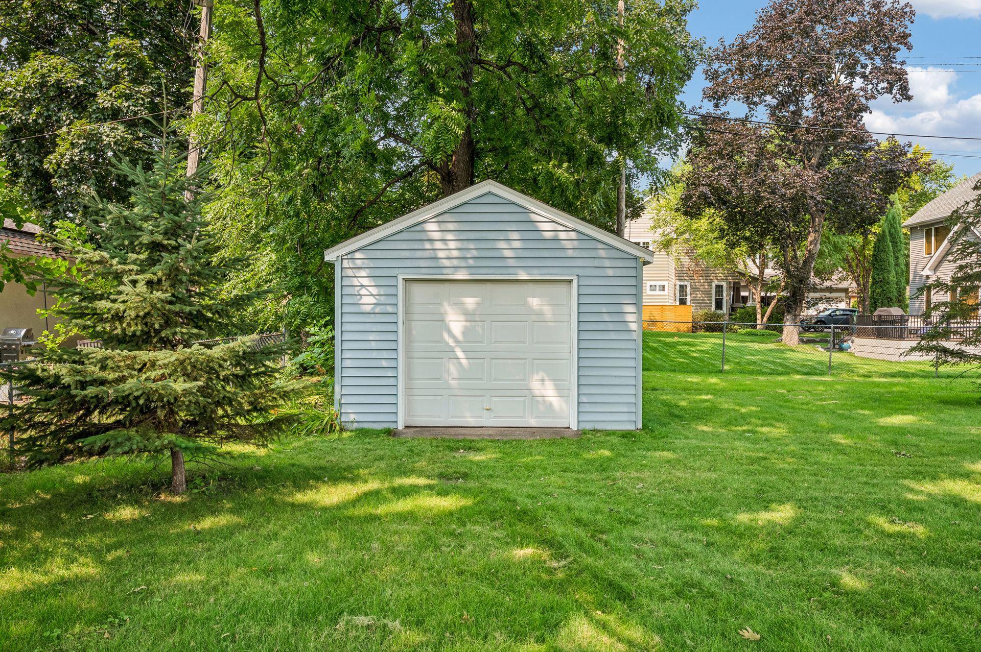 View of Residential at 425 Turners Crossroad, Golden Valley MN 55422, Golden Valley (34 of 37) - Mike Wilen | Minnesota Team Real Estate