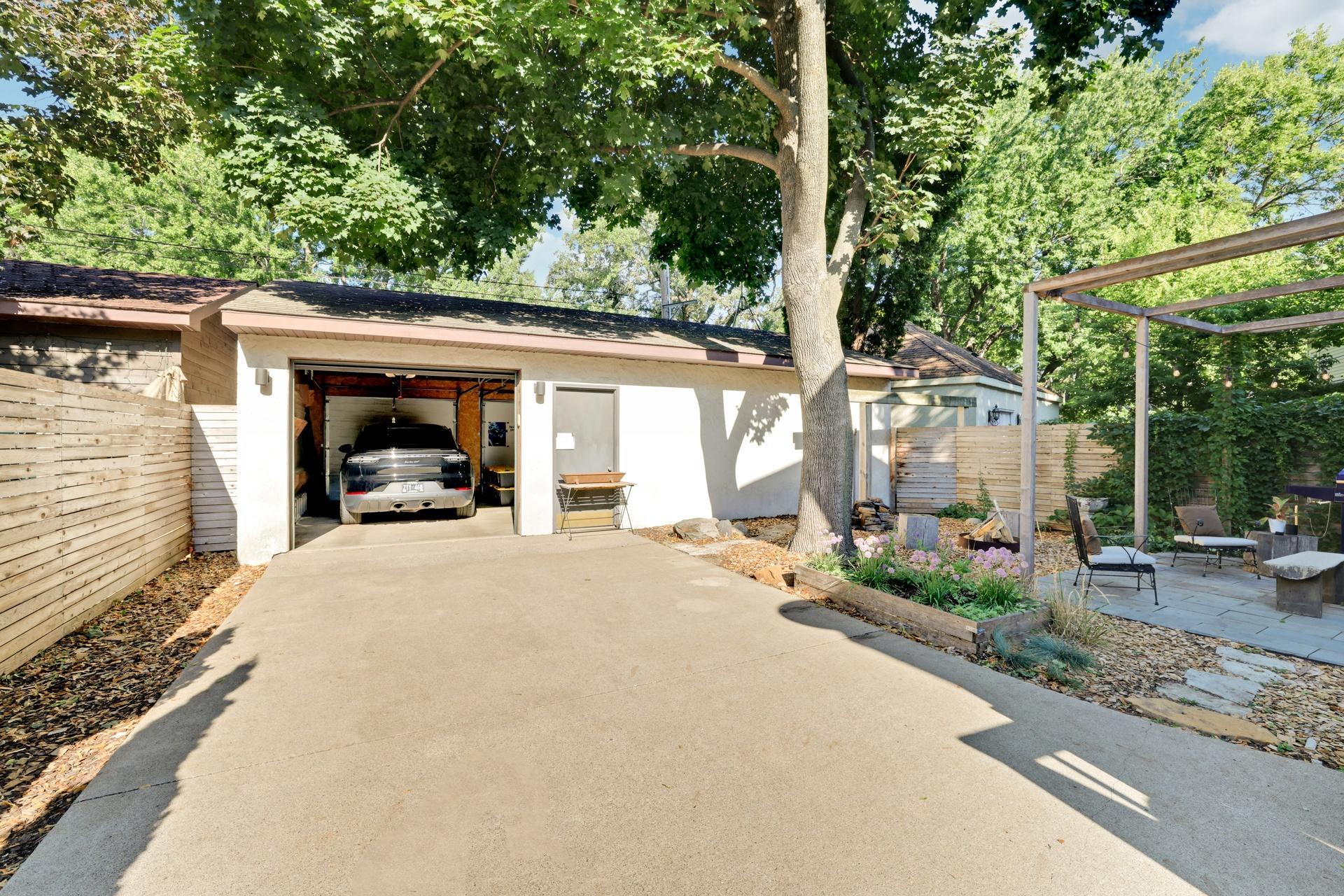 View of Residential at 4730 38th Avenue, Minneapolis MN 55406, Minneapolis (72 of 105) - Mike Wilen | Minnesota Team Real Estate
