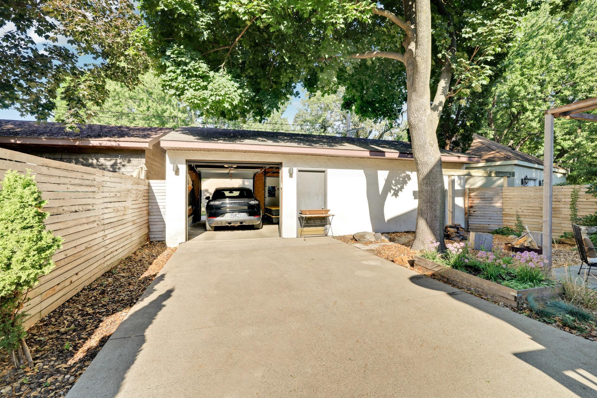 View of Residential at 4730 38th Avenue, Minneapolis MN 55406, Minneapolis (6 of 105) - Mike Wilen | Minnesota Team Real Estate