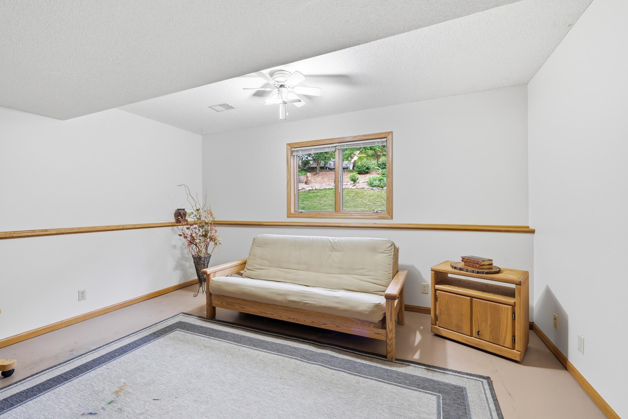 View of Residential at 1123 Ridge Bluff Drive, Chaska MN 55318, Chaska (28 of 48) - Mike Wilen | Minnesota Team Real Estate