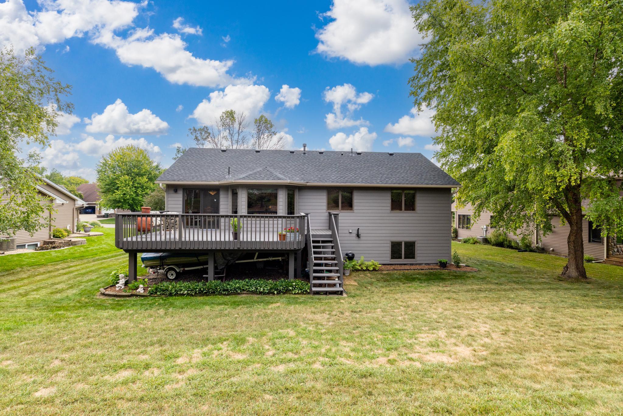 View of Residential at 1123 Ridge Bluff Drive, Chaska MN 55318, Chaska (30 of 48) - Mike Wilen | Minnesota Team Real Estate