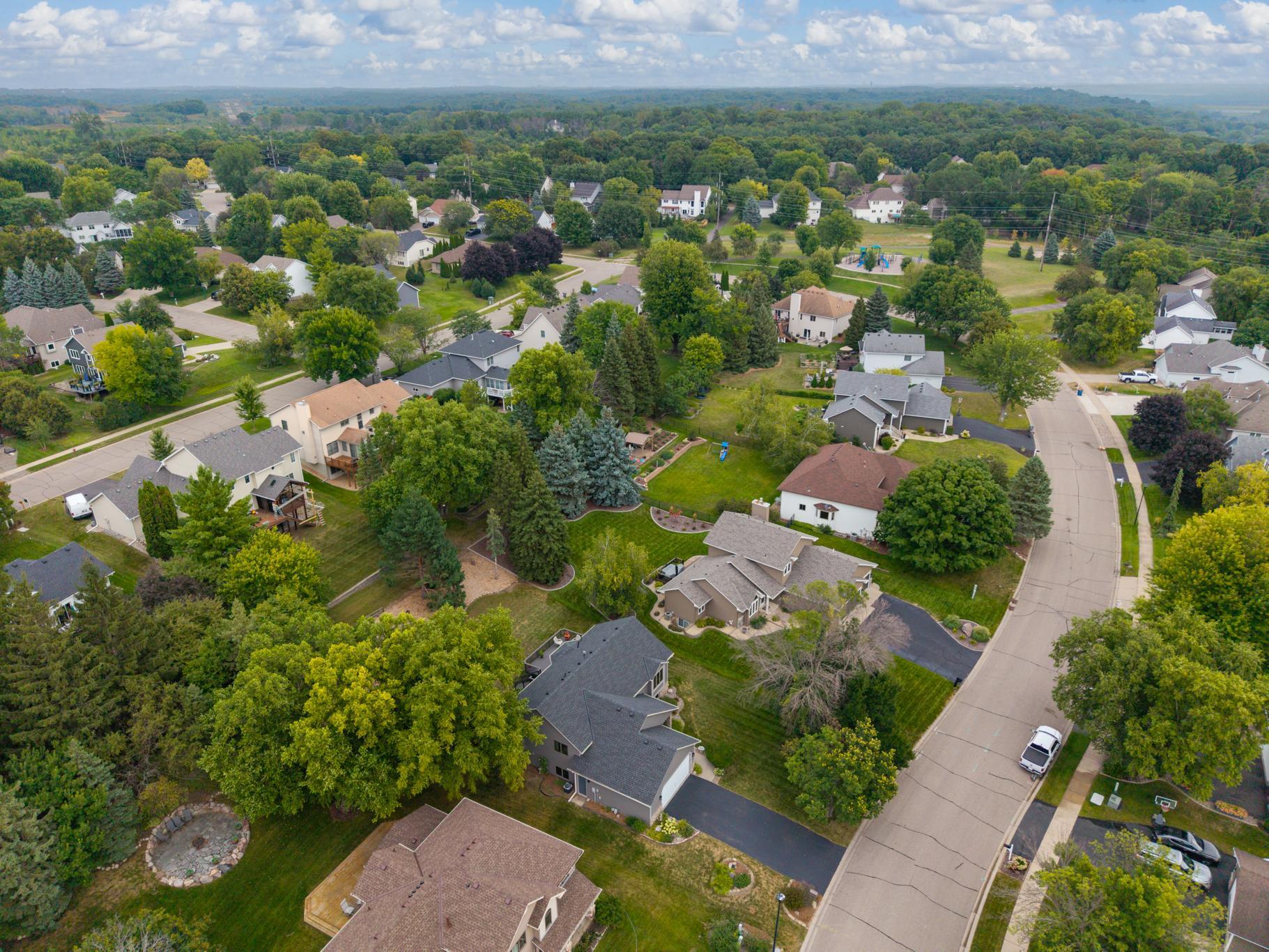 View of Residential at 1123 Ridge Bluff Drive, Chaska MN 55318, Chaska (43 of 48) - Mike Wilen | Minnesota Team Real Estate