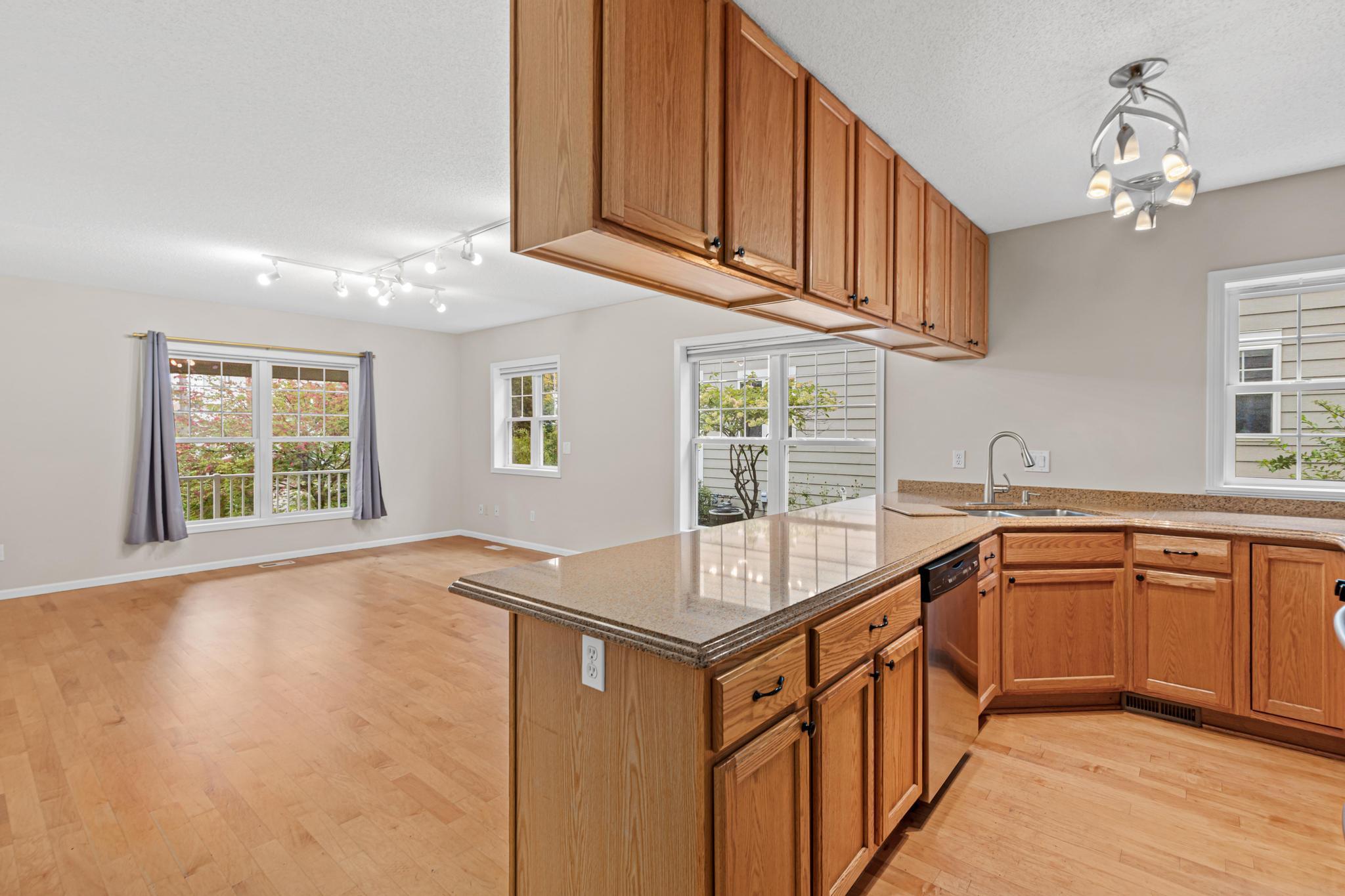 View of Residential at 818 24th Avenue, Minneapolis MN 55418, Minneapolis (8 of 30) - Mike Wilen | Minnesota Team Real Estate