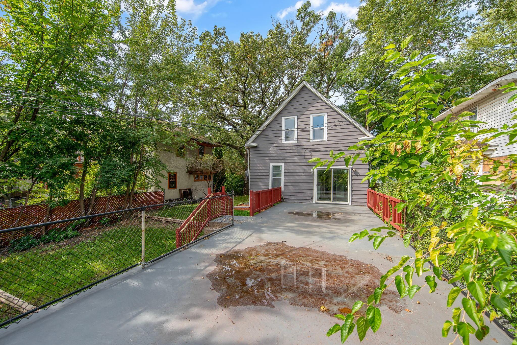 View of Residential at 3306 Bryant Avenue, Minneapolis MN 55412, Minneapolis (36 of 41) - Mike Wilen | Minnesota Team Real Estate
