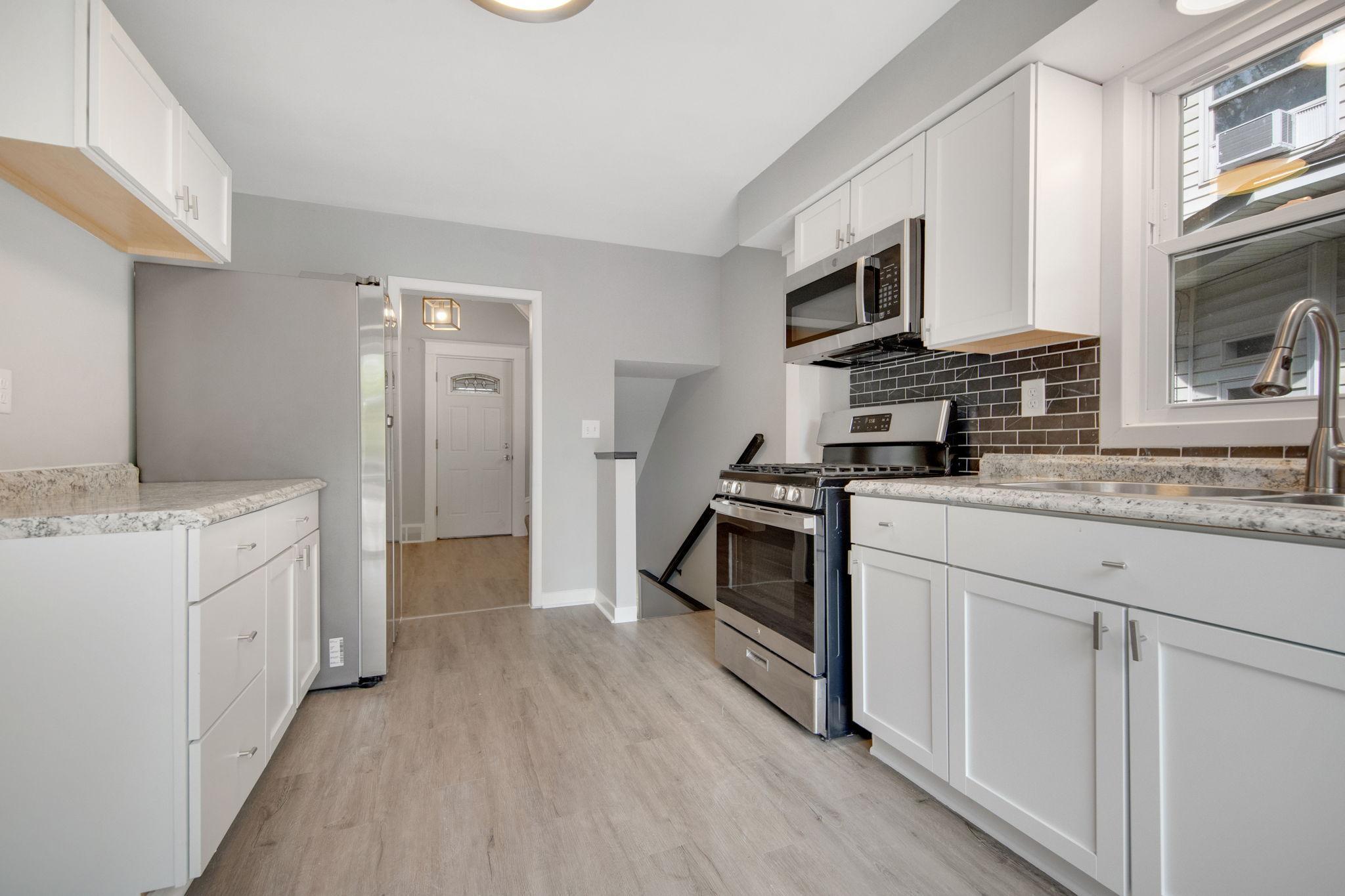 View of Residential at 3306 Bryant Avenue, Minneapolis MN 55412, Minneapolis (16 of 41) - Mike Wilen | Minnesota Team Real Estate