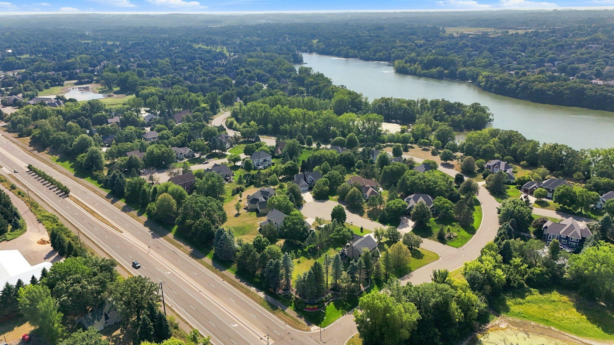 View of Residential at 2715 Edgewater Bay, Woodbury MN 55125, Woodbury (39 of 41) - Mike Wilen | Minnesota Team Real Estate