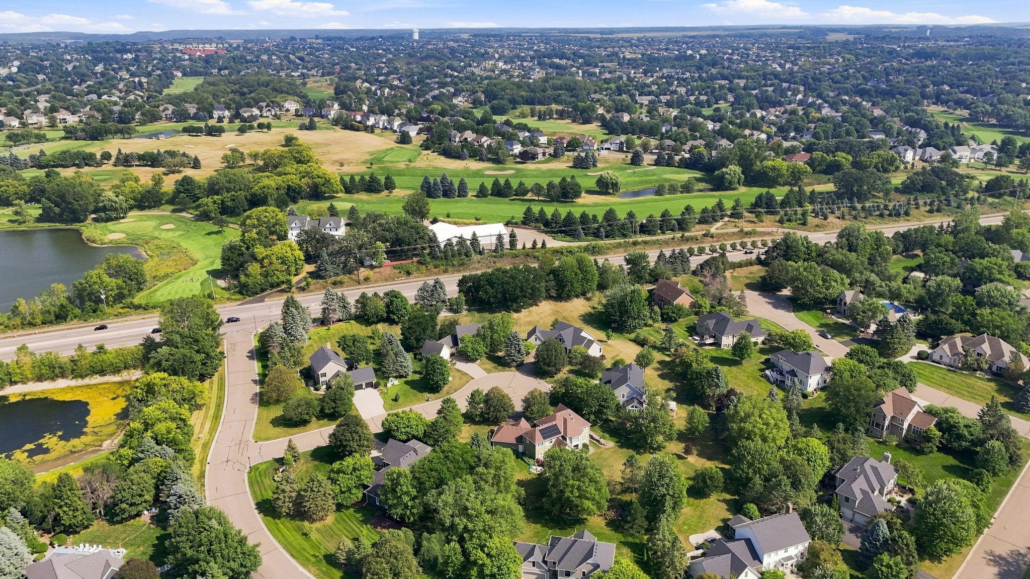 View of Residential at 2715 Edgewater Bay, Woodbury MN 55125, Woodbury (38 of 41) - Mike Wilen | Minnesota Team Real Estate