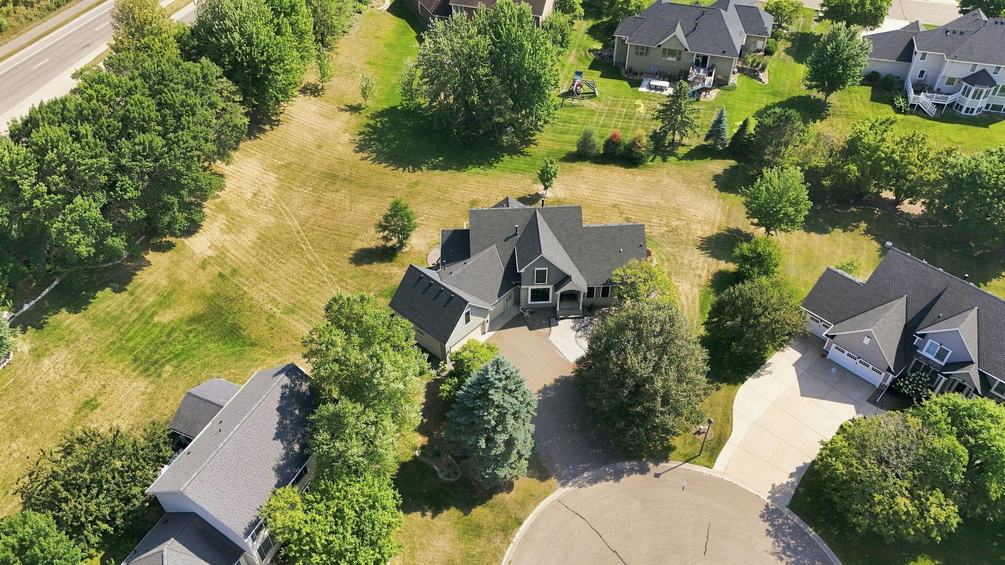 View of Residential at 2715 Edgewater Bay, Woodbury MN 55125, Woodbury (35 of 41) - Mike Wilen | Minnesota Team Real Estate