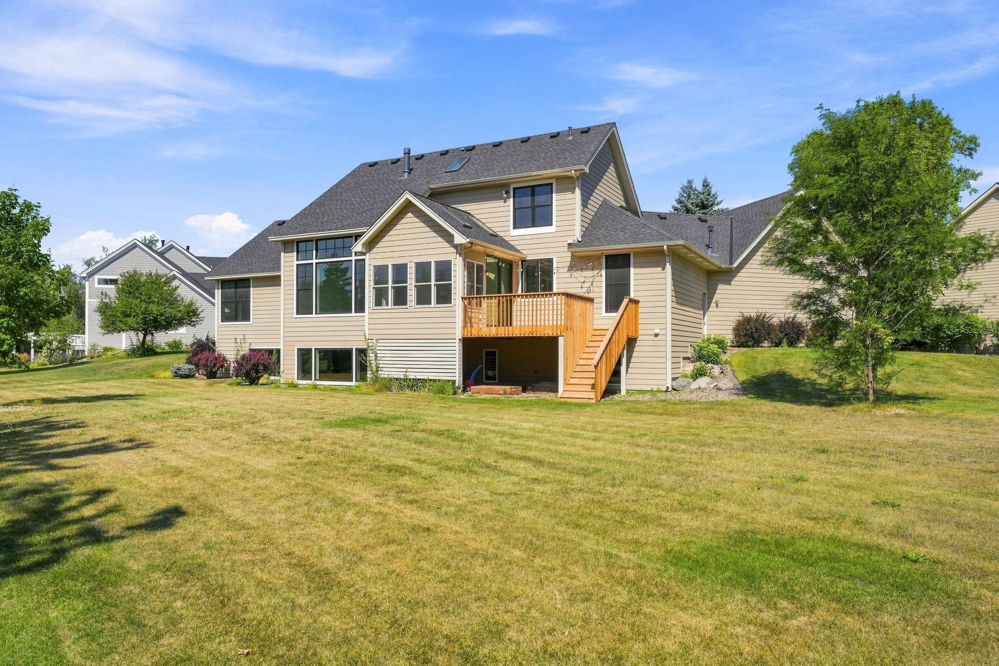 View of Residential at 2715 Edgewater Bay, Woodbury MN 55125, Woodbury (32 of 41) - Mike Wilen | Minnesota Team Real Estate