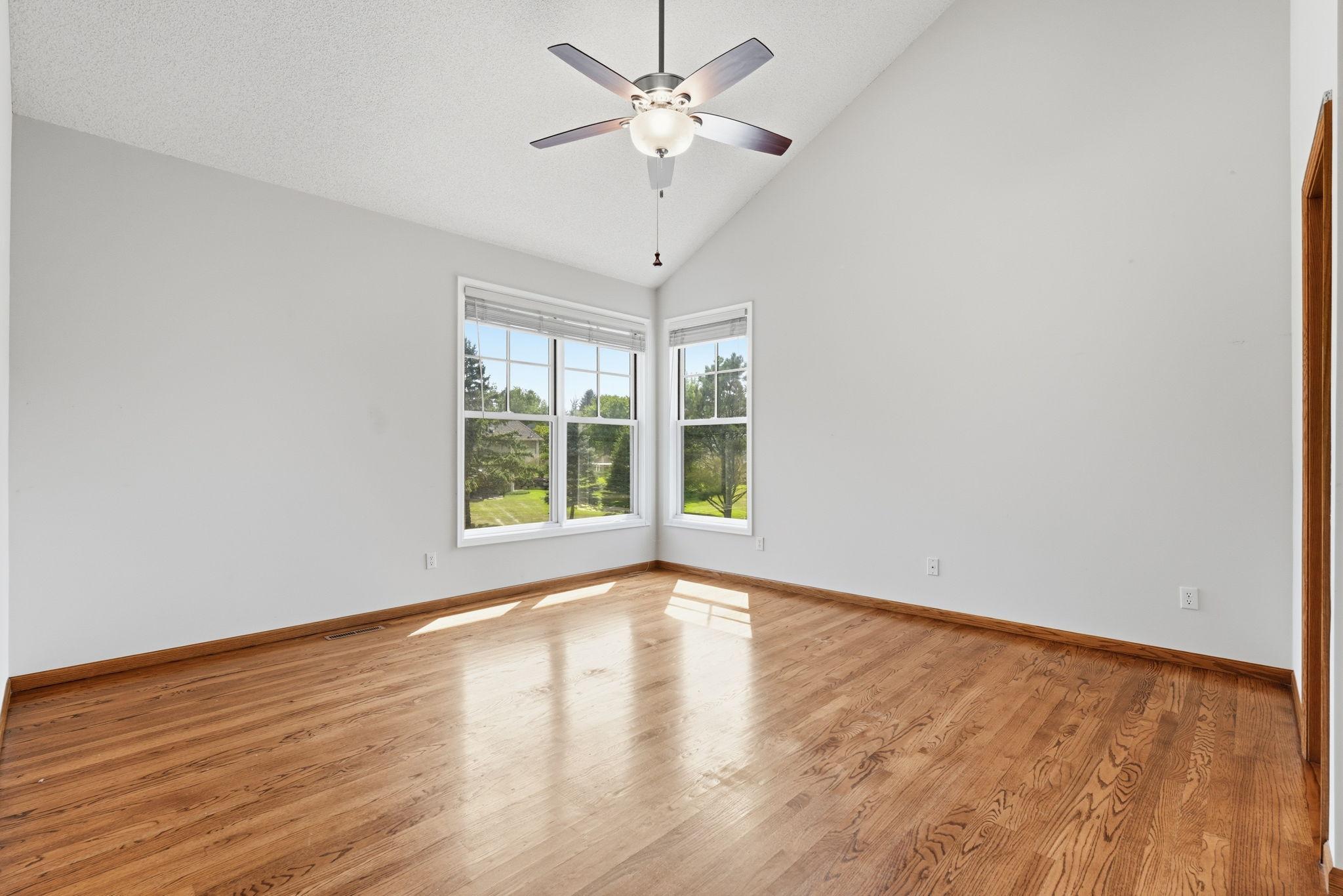 View of Residential at 2715 Edgewater Bay, Woodbury MN 55125, Woodbury (18 of 41) - Mike Wilen | Minnesota Team Real Estate