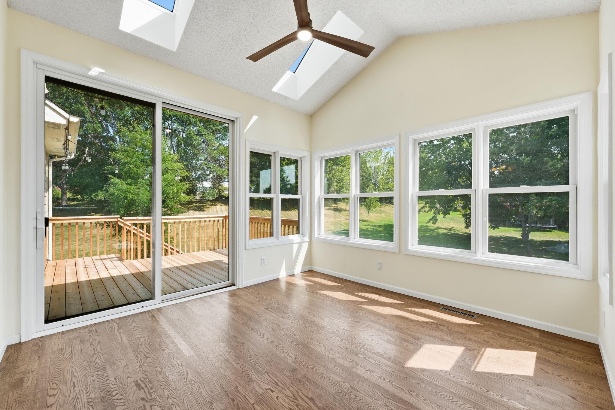 View of Residential at 2715 Edgewater Bay, Woodbury MN 55125, Woodbury (14 of 41) - Mike Wilen | Minnesota Team Real Estate