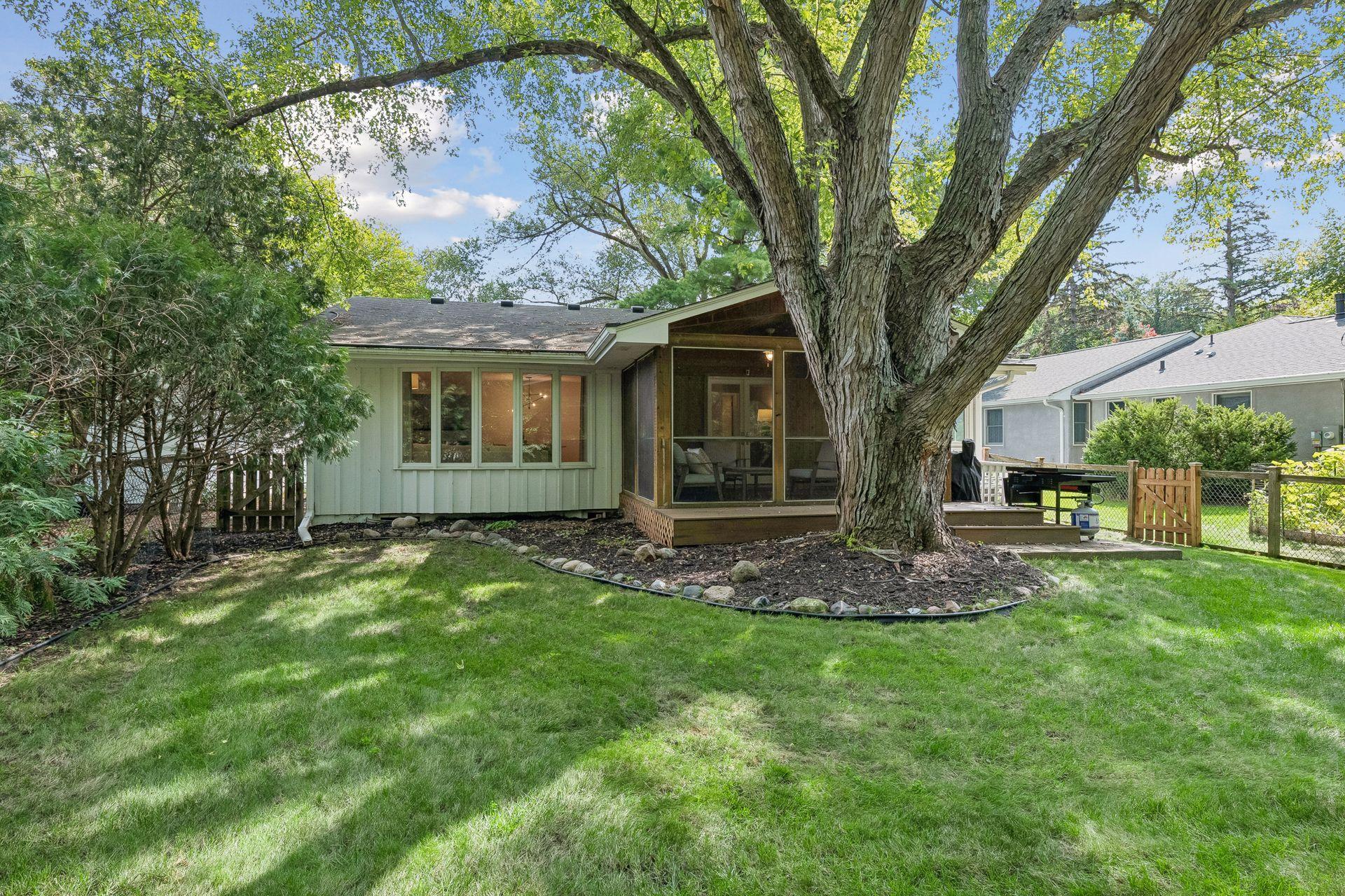 View of Residential at 4440 Vandervork Avenue, Edina MN 55436, Edina (49 of 53) - Mike Wilen | Minnesota Team Real Estate
