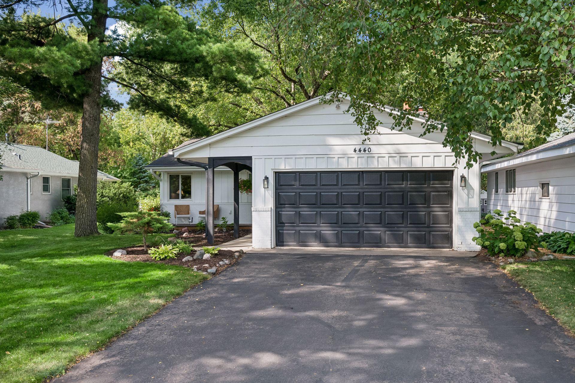 View of Residential at 4440 Vandervork Avenue, Edina MN 55436, Edina (10 of 53) - Mike Wilen | Minnesota Team Real Estate