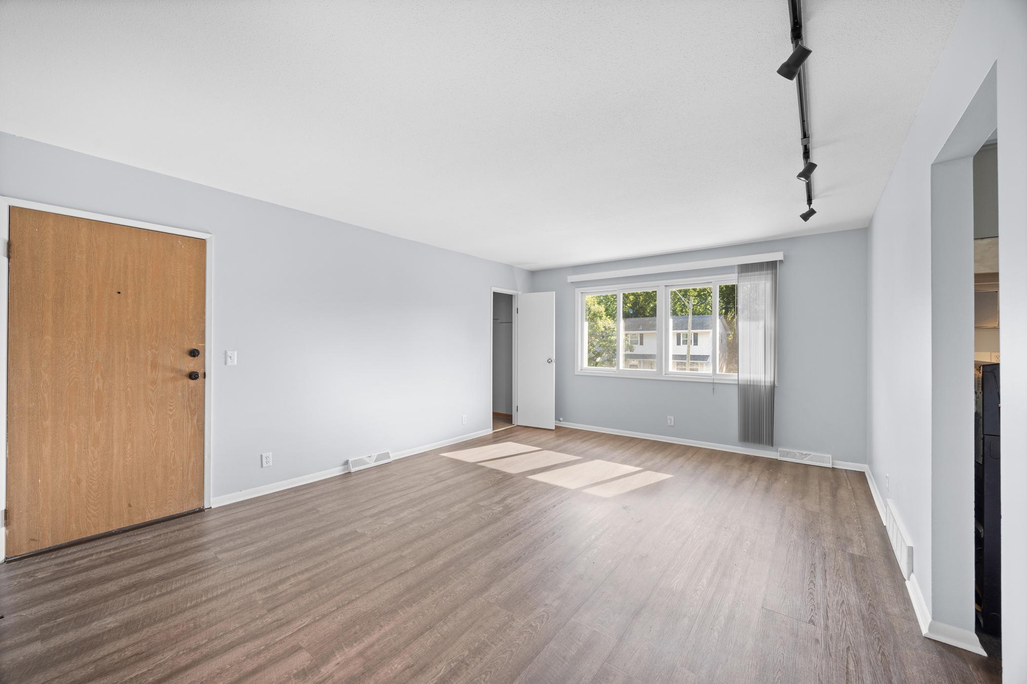 View of Residential Income at 5936 Washburn Avenue, Minneapolis MN 55410, Minneapolis (29 of 58) - Mike Wilen | Minnesota Team Real Estate