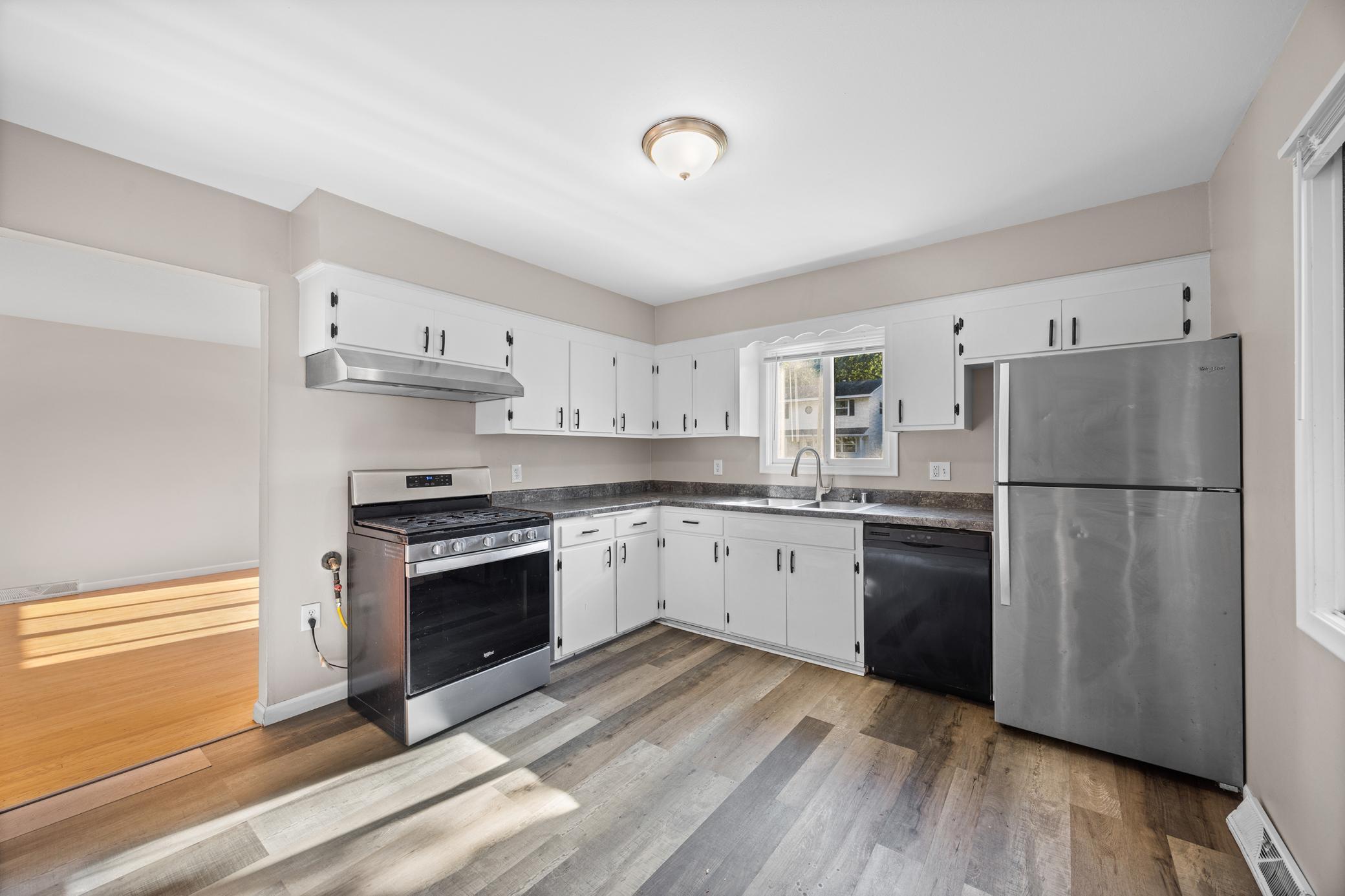 View of Residential Income at 5936 Washburn Avenue, Minneapolis MN 55410, Minneapolis (7 of 58) - Mike Wilen | Minnesota Team Real Estate