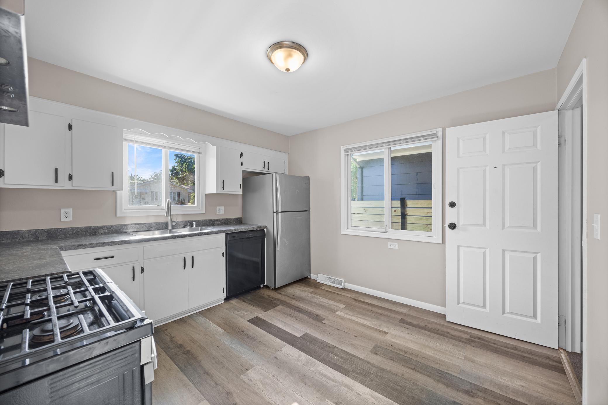 View of Residential Income at 5936 Washburn Avenue, Minneapolis MN 55410, Minneapolis (6 of 58) - Mike Wilen | Minnesota Team Real Estate