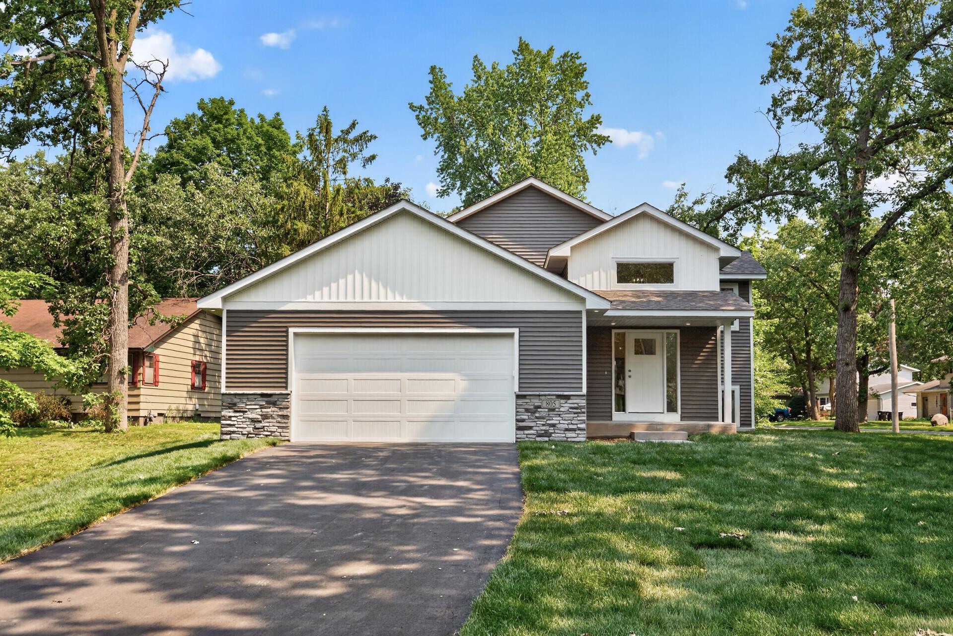 View of Residential at 515 Farrell Street, Maplewood MN 55119, Maplewood (6 of 19) - Mike Wilen | Minnesota Team Real Estate