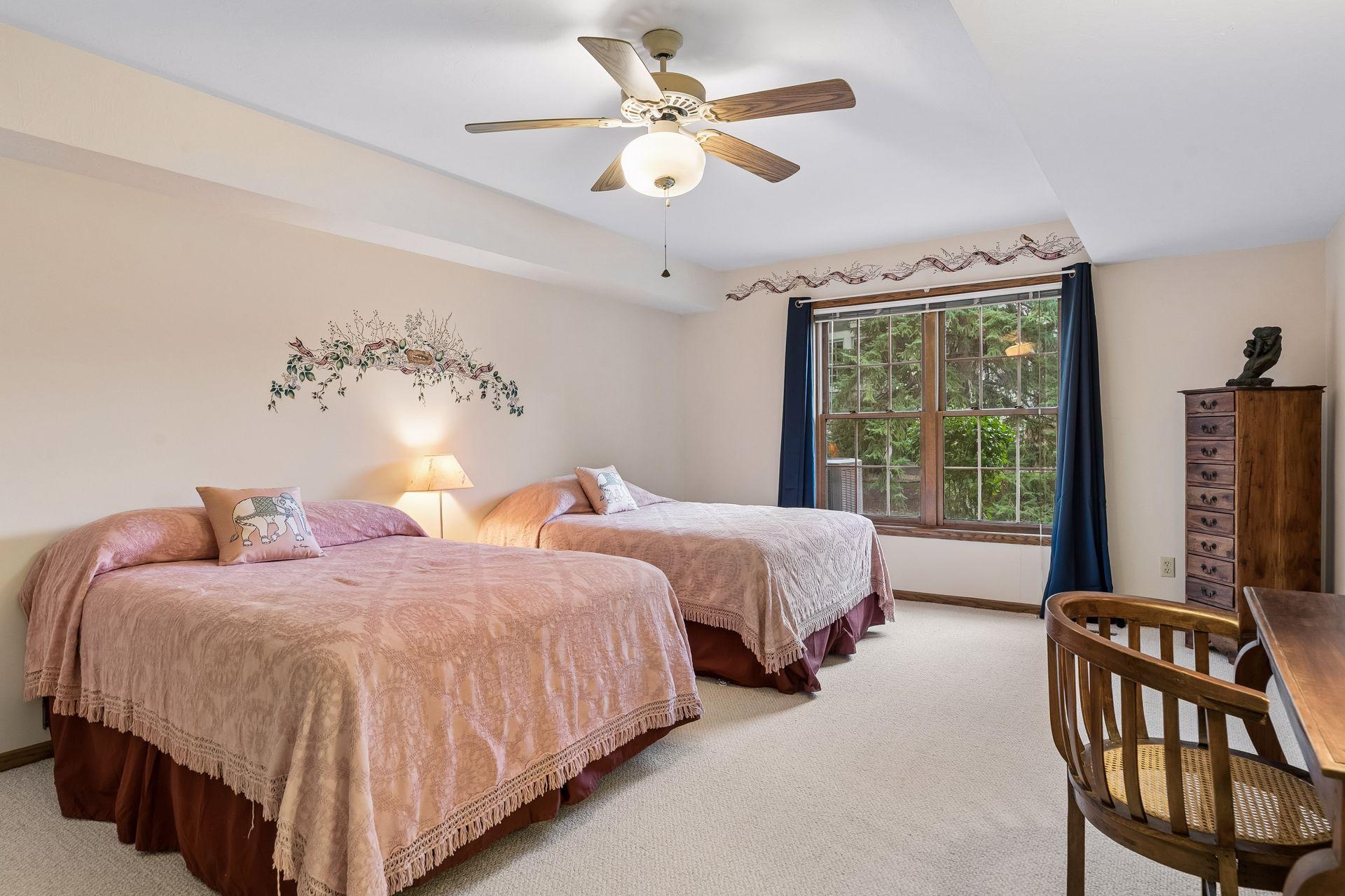 View of Residential at 1724 Donegal Drive, Woodbury MN 55125, Woodbury (41 of 46) - Mike Wilen | Minnesota Team Real Estate