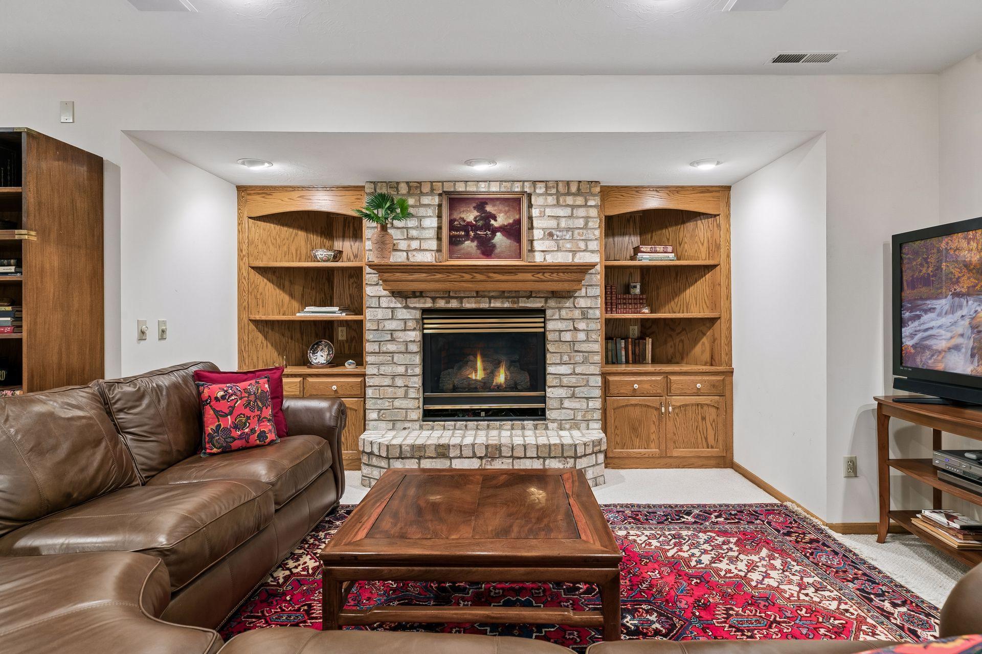 View of Residential at 1724 Donegal Drive, Woodbury MN 55125, Woodbury (35 of 46) - Mike Wilen | Minnesota Team Real Estate