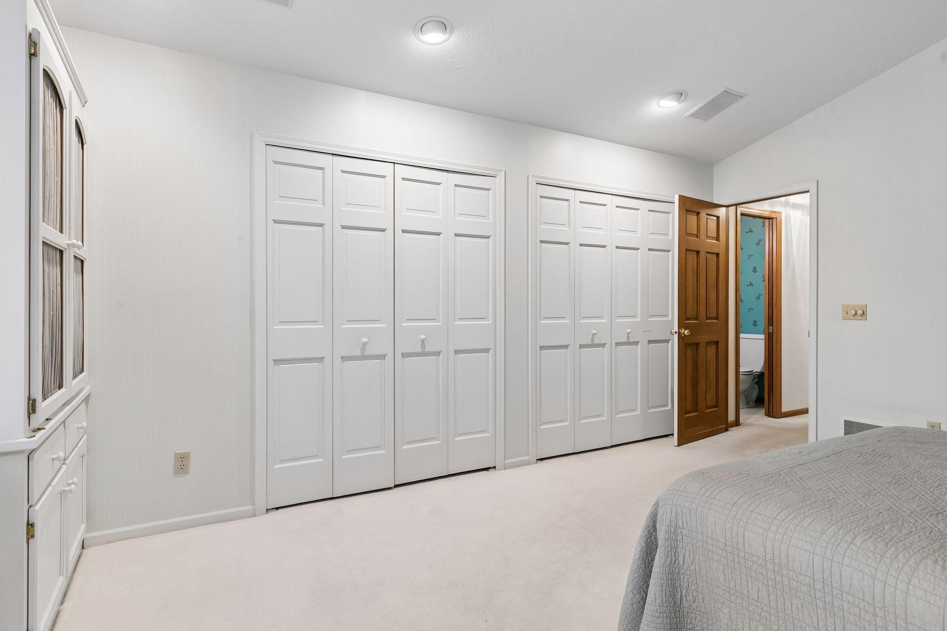 View of Residential at 1724 Donegal Drive, Woodbury MN 55125, Woodbury (29 of 46) - Mike Wilen | Minnesota Team Real Estate