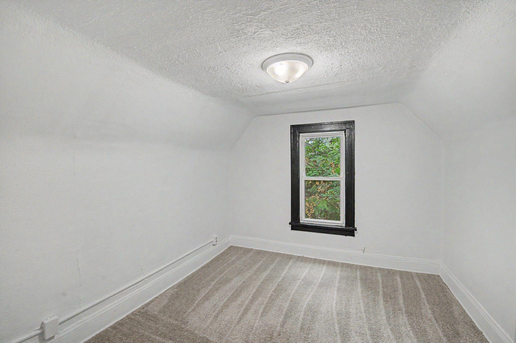 View of Residential at 2611 Girard Avenue, Minneapolis MN 55411, Minneapolis (16 of 29) - Mike Wilen | Minnesota Team Real Estate