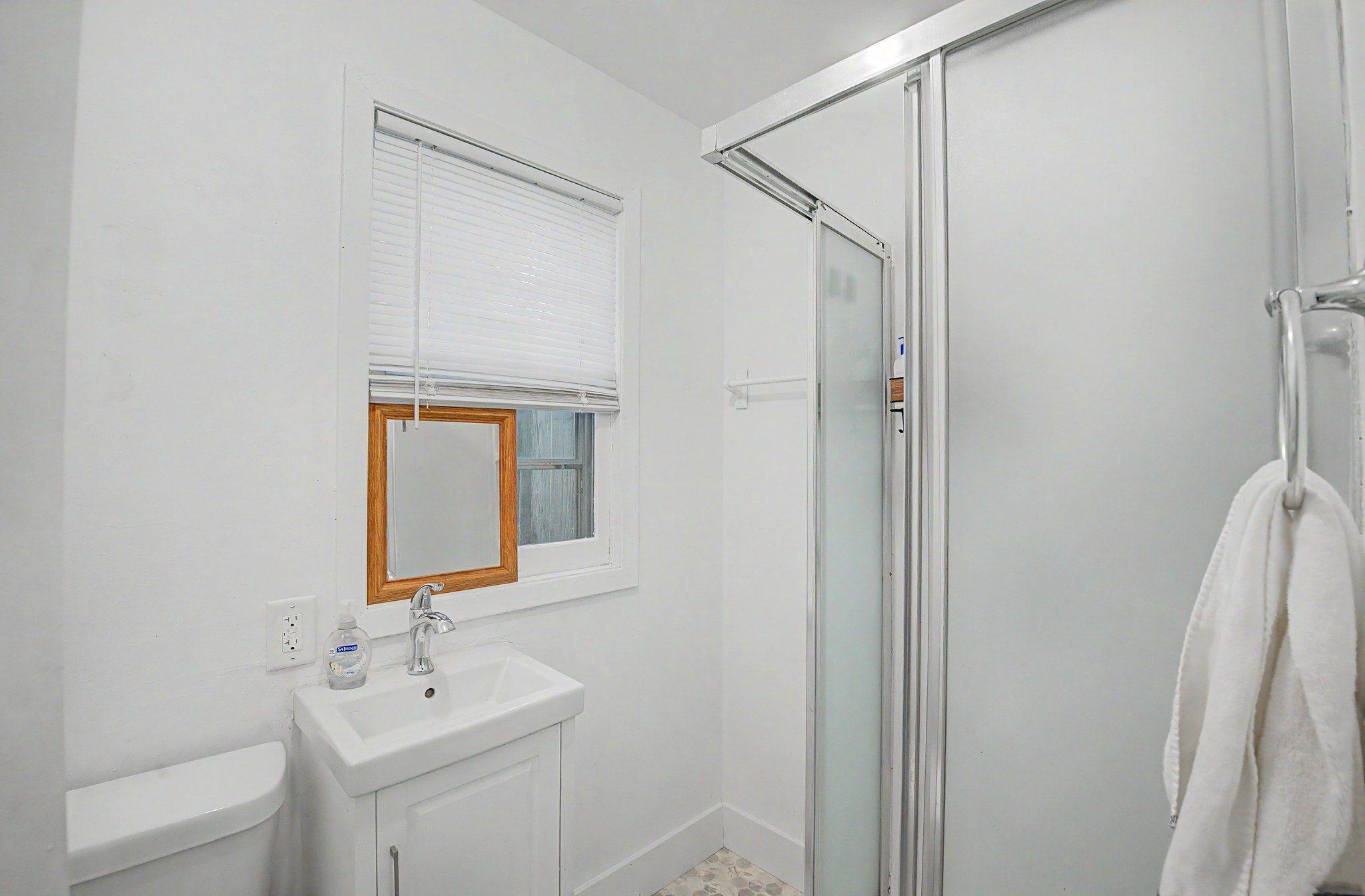 View of Residential at 2611 Girard Avenue, Minneapolis MN 55411, Minneapolis (14 of 29) - Mike Wilen | Minnesota Team Real Estate
