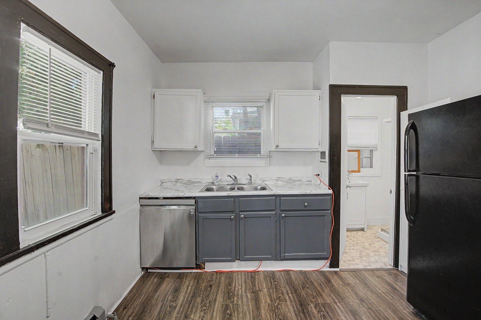 View of Residential at 2611 Girard Avenue, Minneapolis MN 55411, Minneapolis (13 of 29) - Mike Wilen | Minnesota Team Real Estate