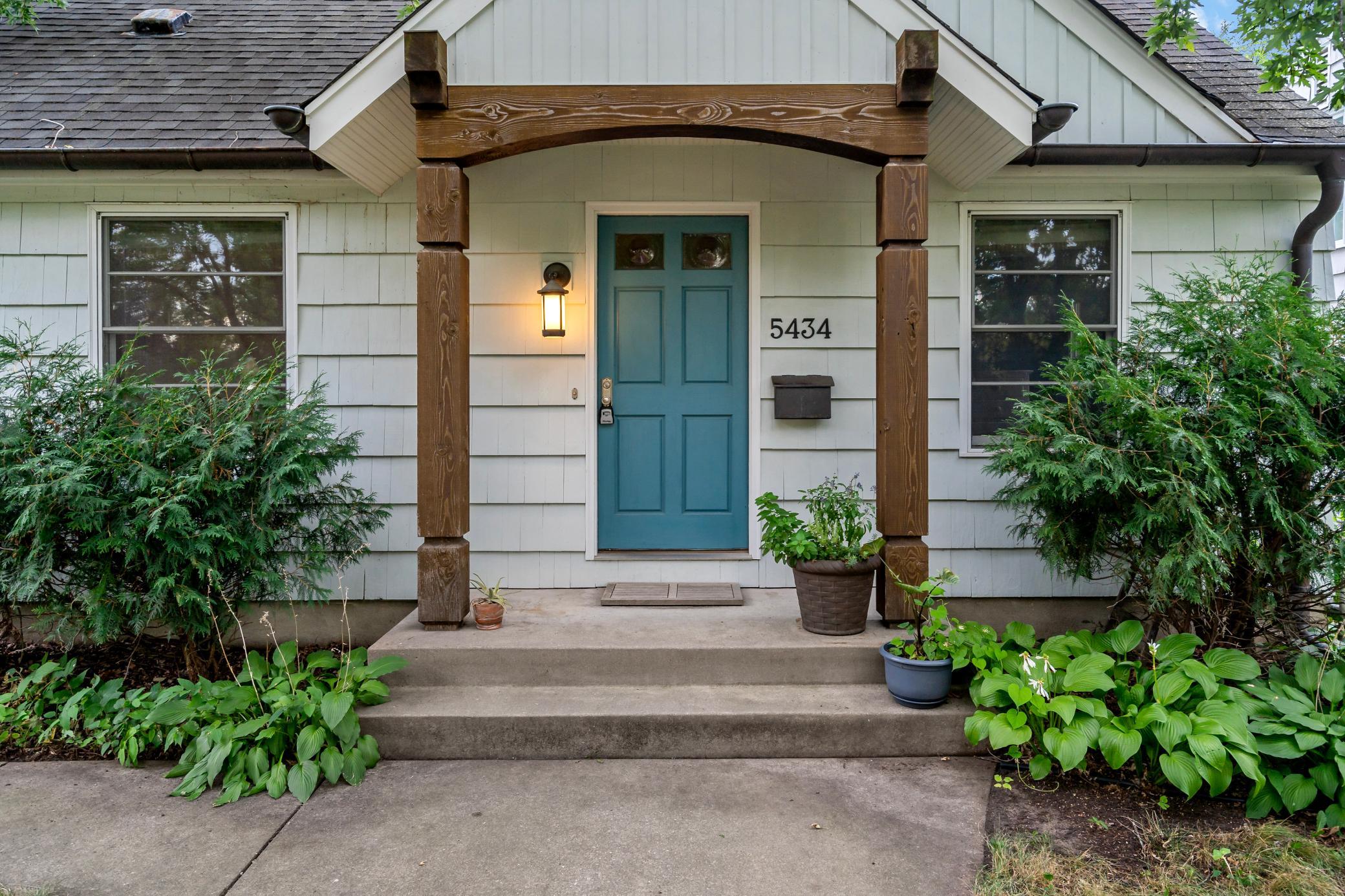View of Residential at 5434 Vincent Avenue, Minneapolis MN 55410, Minneapolis (19 of 28) - Mike Wilen | Minnesota Team Real Estate