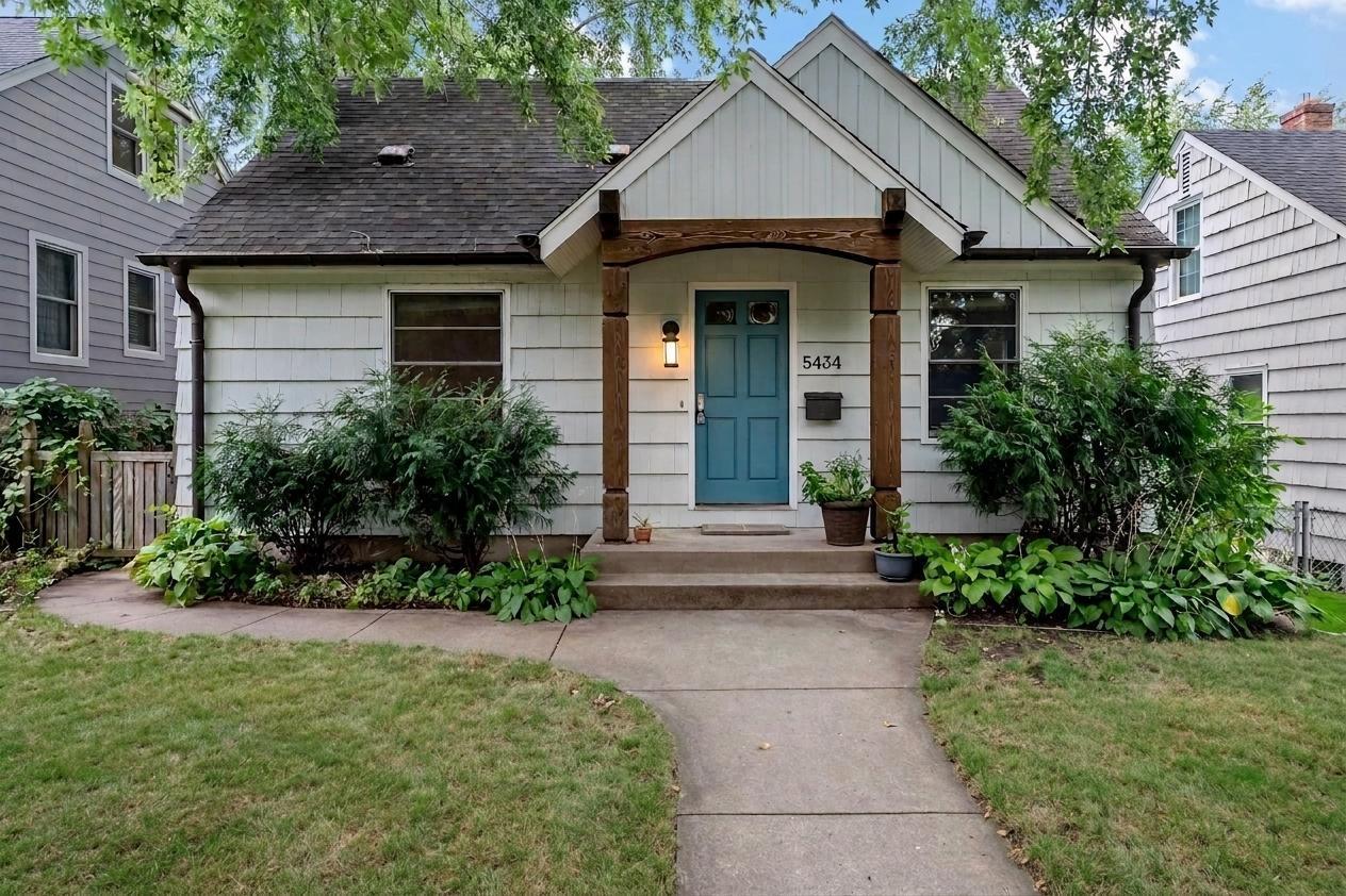 View of Single Family at 5434 Vincent Avenue, Minneapolis - Mike Wilen | Minnesota Team Real Estate