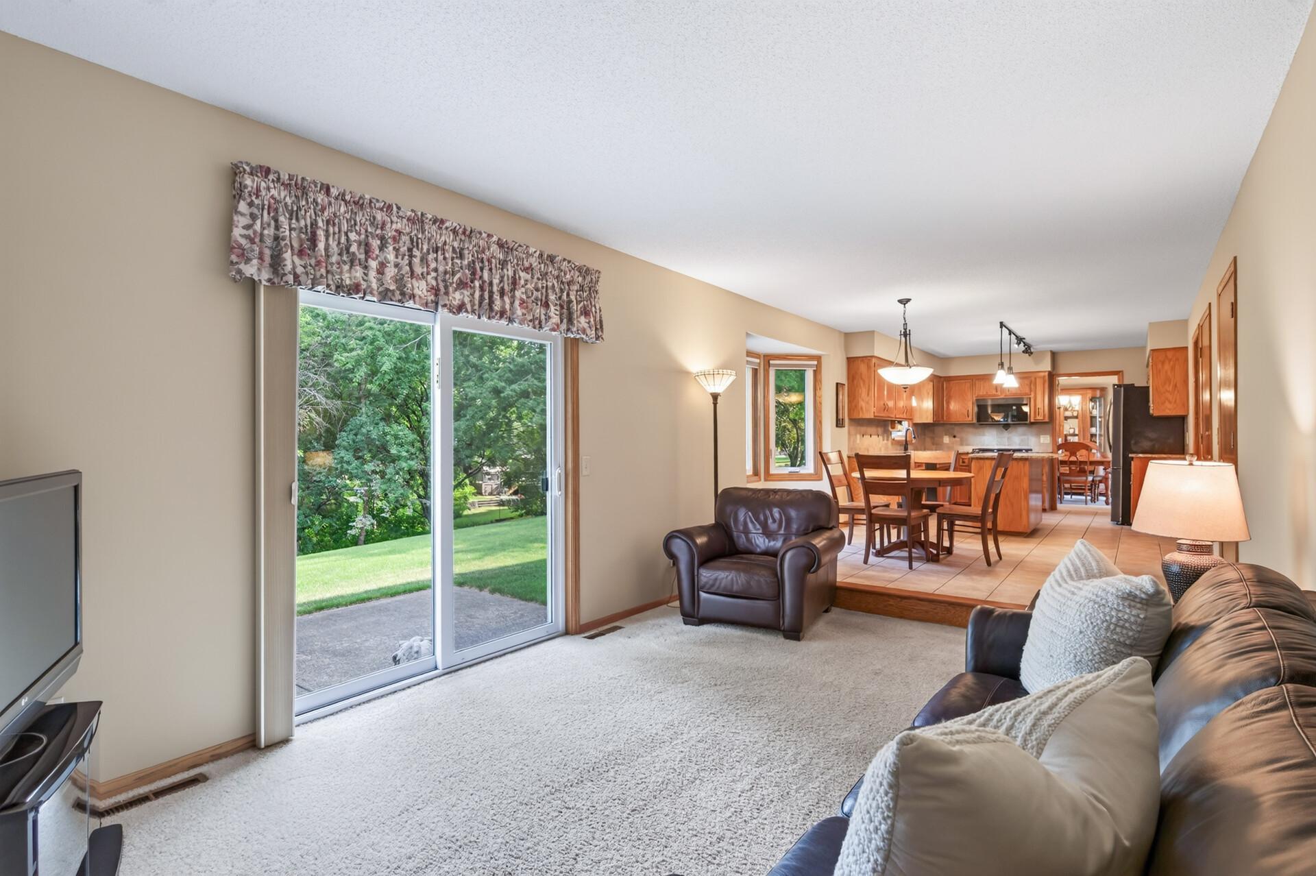 View of Residential at 13640 Gardenia Path, Apple Valley MN 55124, Apple Valley (16 of 32) - Mike Wilen | Minnesota Team Real Estate