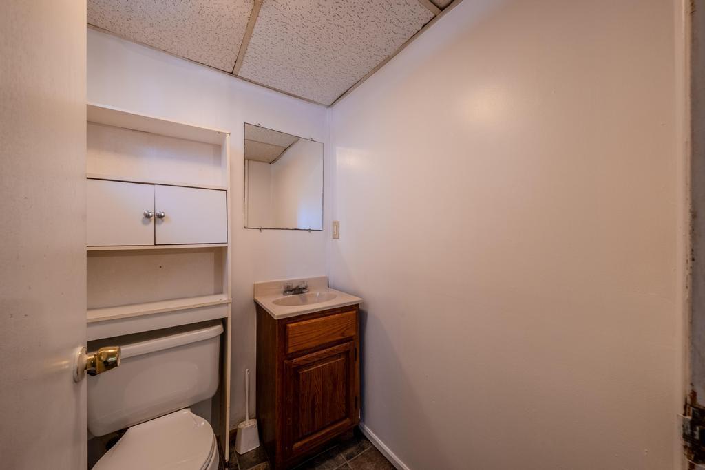 View of Residential Income at 4037 Fremont Avenue, Minneapolis MN 55412, Minneapolis (23 of 27) - Mike Wilen | Minnesota Team Real Estate
