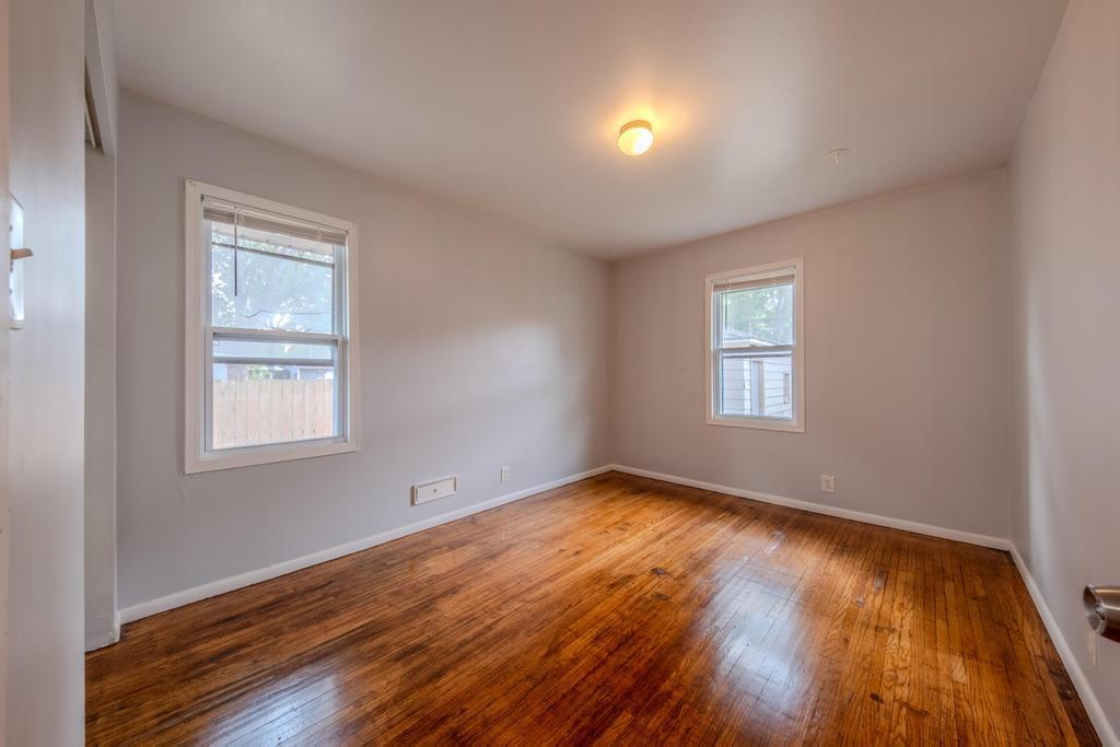 View of Residential Income at 4037 Fremont Avenue, Minneapolis MN 55412, Minneapolis (13 of 27) - Mike Wilen | Minnesota Team Real Estate