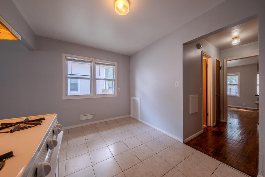 View of Residential Income at 4037 Fremont Avenue, Minneapolis MN 55412, Minneapolis (11 of 27) - Mike Wilen | Minnesota Team Real Estate
