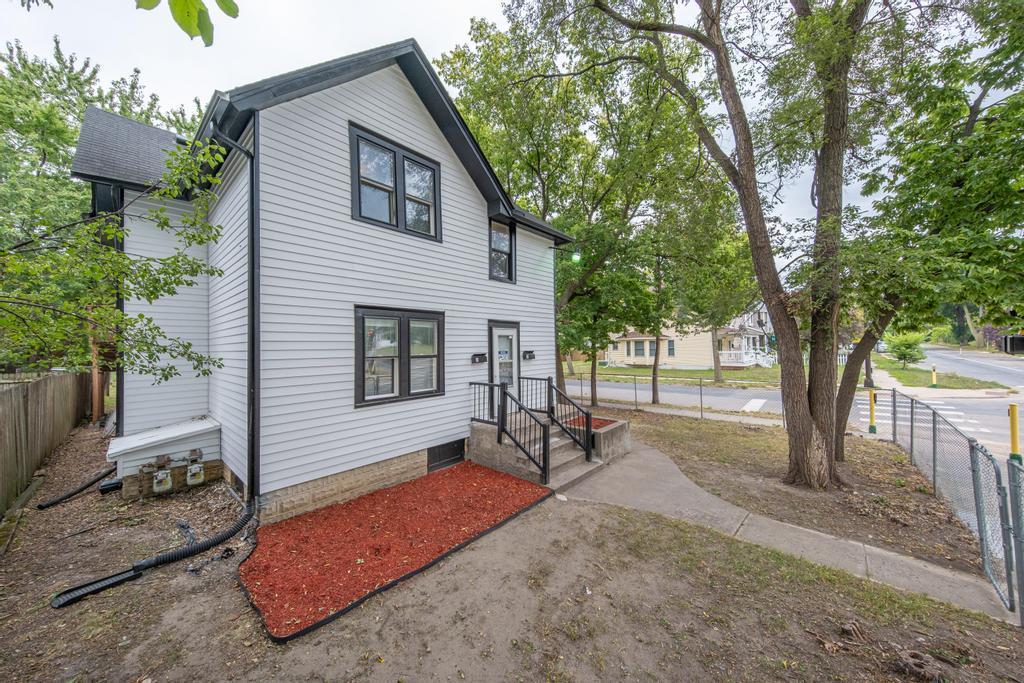 View of Residential Income at 2400 Emerson Avenue, Minneapolis MN 55411, Minneapolis (4 of 45) - Mike Wilen | Minnesota Team Real Estate