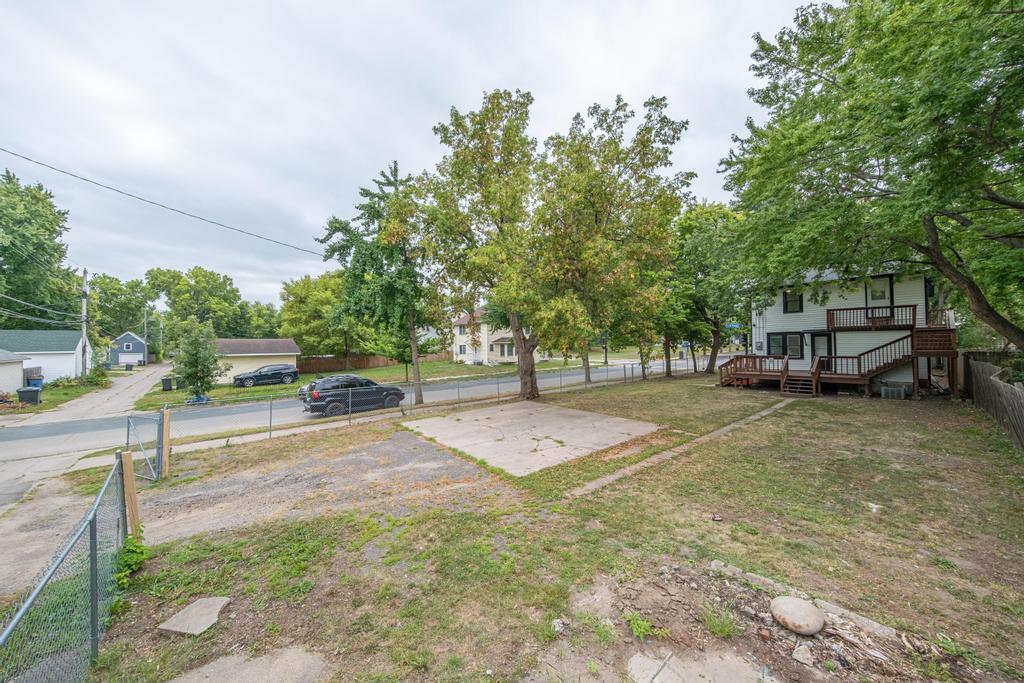View of Residential Income at 2400 Emerson Avenue, Minneapolis MN 55411, Minneapolis (45 of 45) - Mike Wilen | Minnesota Team Real Estate