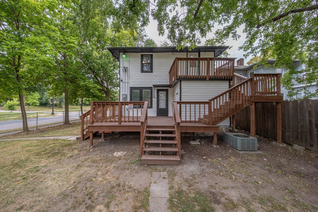 View of Residential Income at 2400 Emerson Avenue, Minneapolis MN 55411, Minneapolis (43 of 45) - Mike Wilen | Minnesota Team Real Estate