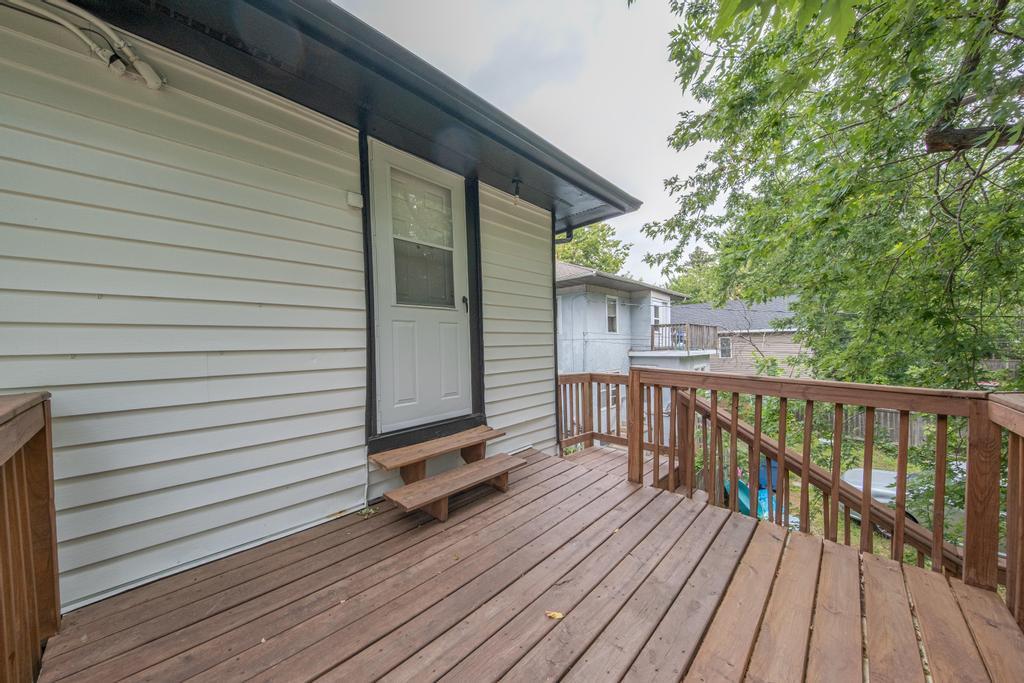 View of Residential Income at 2400 Emerson Avenue, Minneapolis MN 55411, Minneapolis (40 of 45) - Mike Wilen | Minnesota Team Real Estate