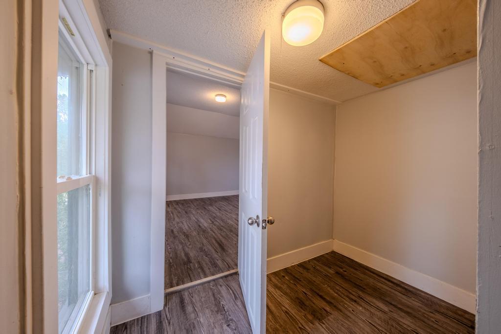 View of Residential Income at 2400 Emerson Avenue, Minneapolis MN 55411, Minneapolis (33 of 45) - Mike Wilen | Minnesota Team Real Estate