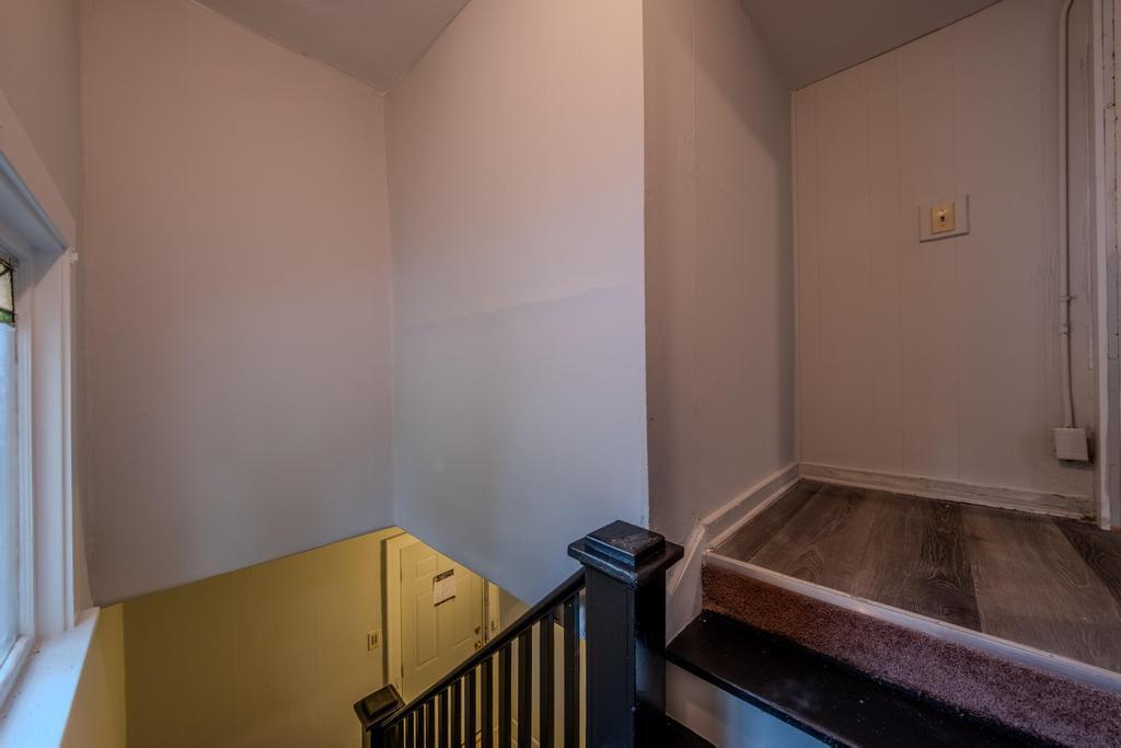 View of Residential Income at 2400 Emerson Avenue, Minneapolis MN 55411, Minneapolis (18 of 45) - Mike Wilen | Minnesota Team Real Estate