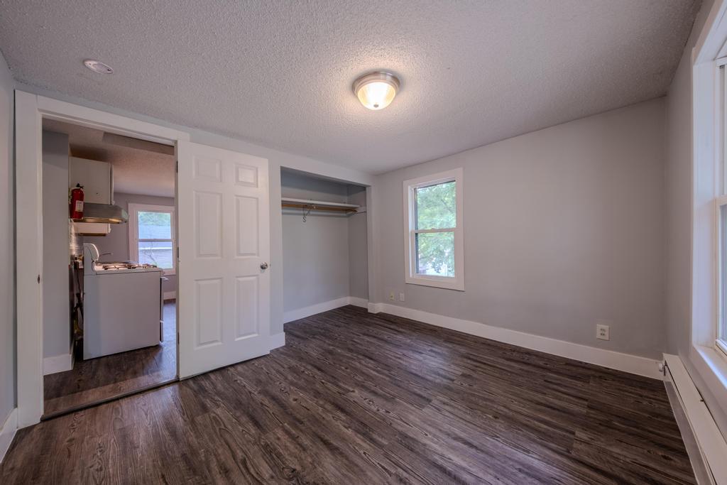 View of Residential Income at 2400 Emerson Avenue, Minneapolis MN 55411, Minneapolis (23 of 45) - Mike Wilen | Minnesota Team Real Estate