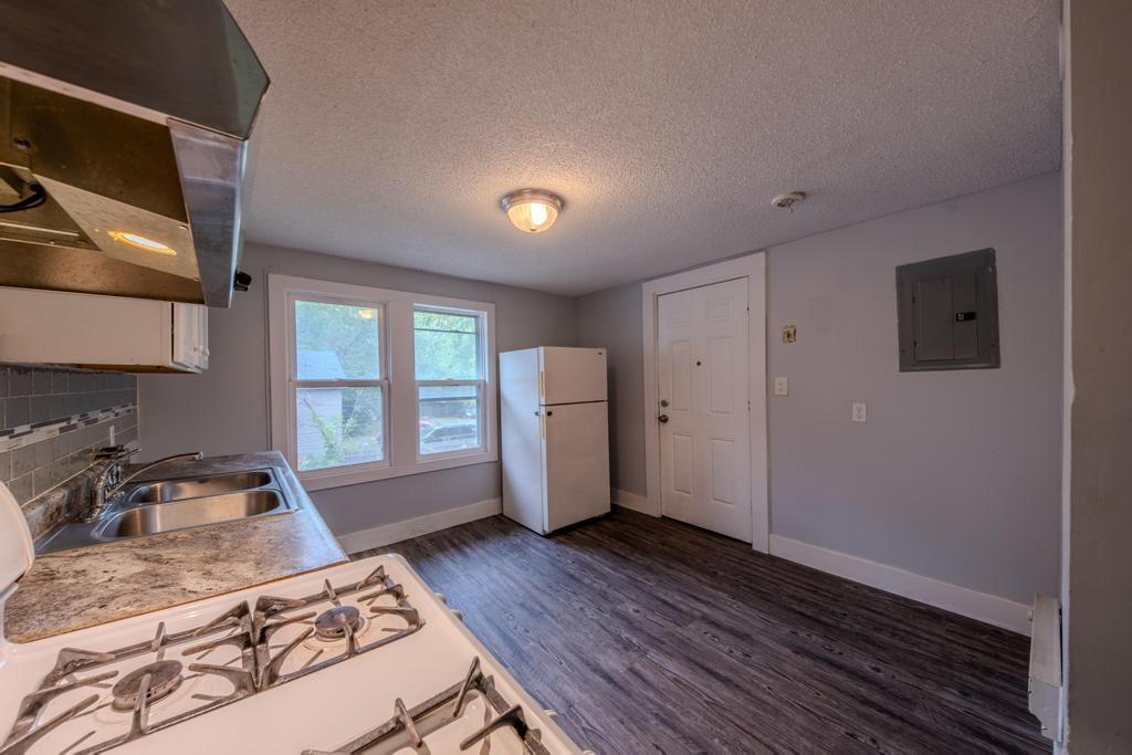 View of Residential Income at 2400 Emerson Avenue, Minneapolis MN 55411, Minneapolis (21 of 45) - Mike Wilen | Minnesota Team Real Estate