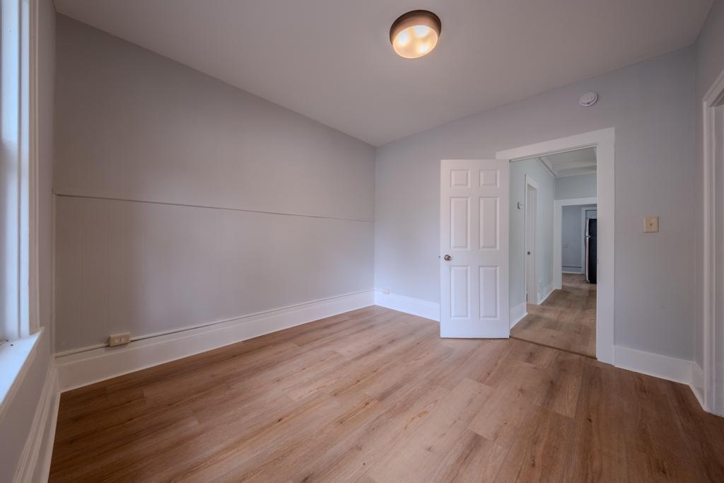 View of Residential Income at 2400 Emerson Avenue, Minneapolis MN 55411, Minneapolis (14 of 45) - Mike Wilen | Minnesota Team Real Estate