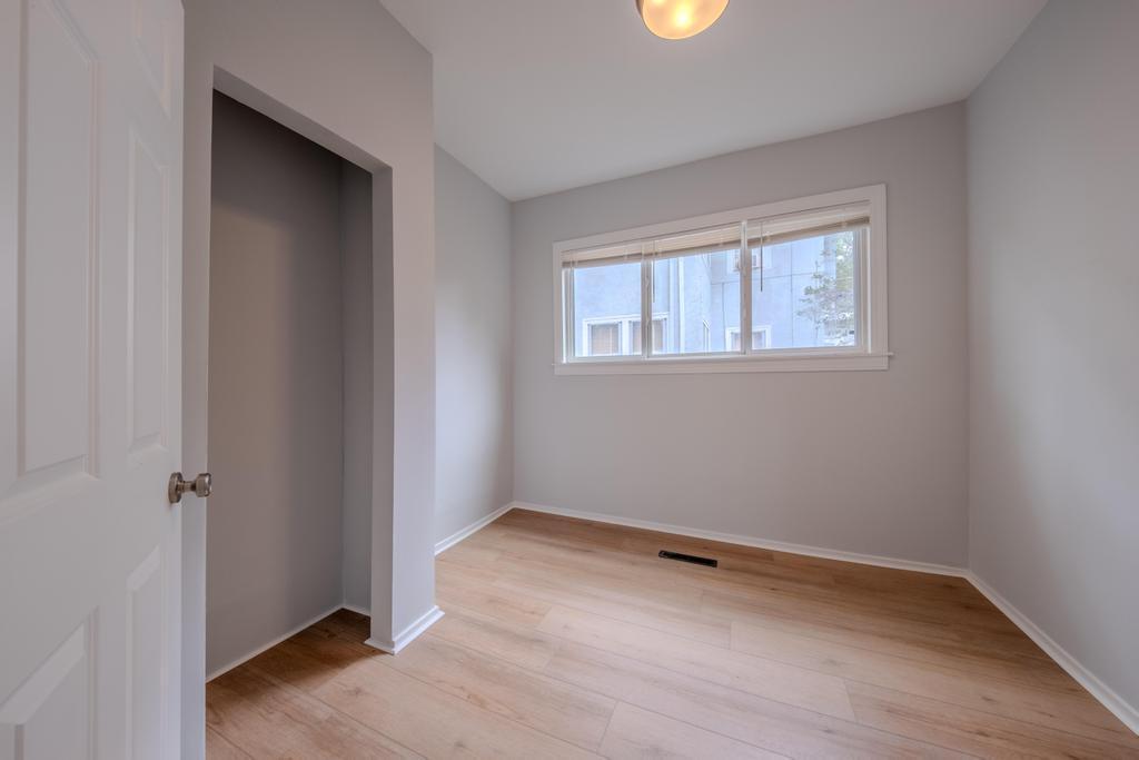View of Residential Income at 2400 Emerson Avenue, Minneapolis MN 55411, Minneapolis (11 of 45) - Mike Wilen | Minnesota Team Real Estate