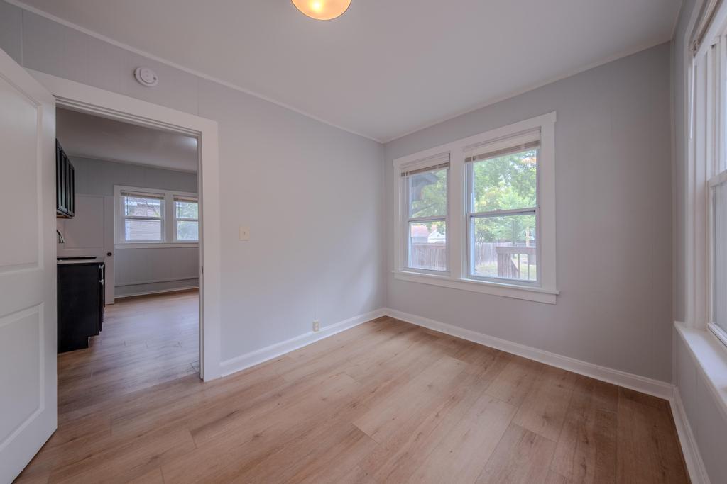View of Residential Income at 2400 Emerson Avenue, Minneapolis MN 55411, Minneapolis (8 of 45) - Mike Wilen | Minnesota Team Real Estate