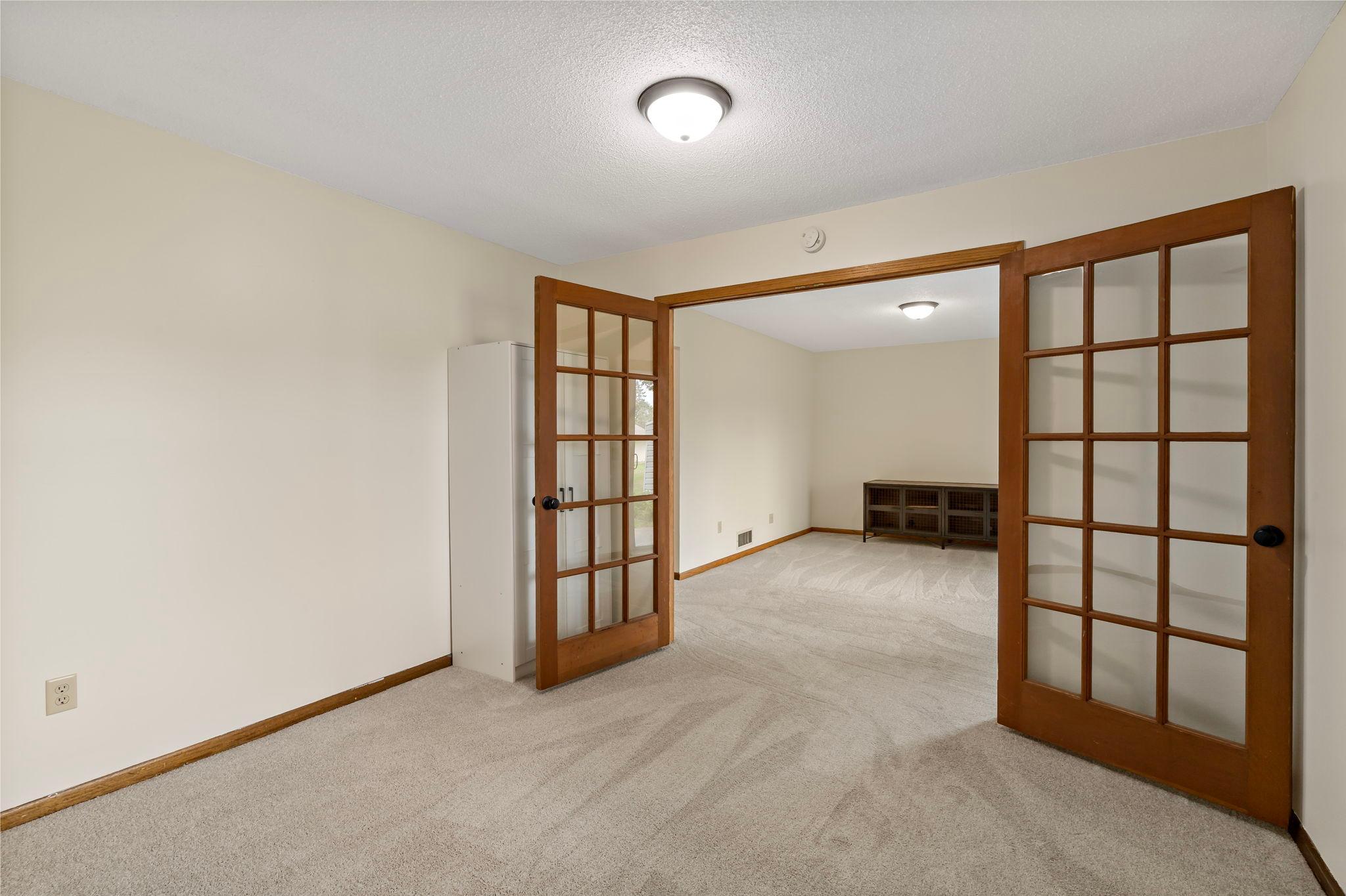 View of Residential at 582 Clover Leaf Parkway, Blaine MN 55434, Blaine (25 of 30) - Mike Wilen | Minnesota Team Real Estate