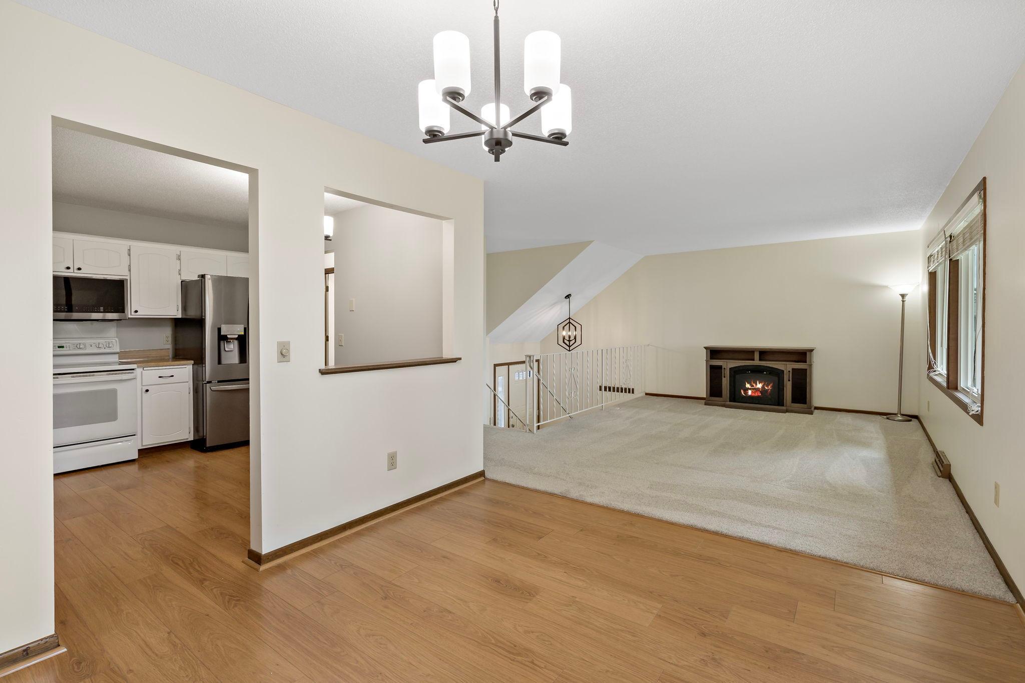 View of Residential at 582 Clover Leaf Parkway, Blaine MN 55434, Blaine (9 of 30) - Mike Wilen | Minnesota Team Real Estate