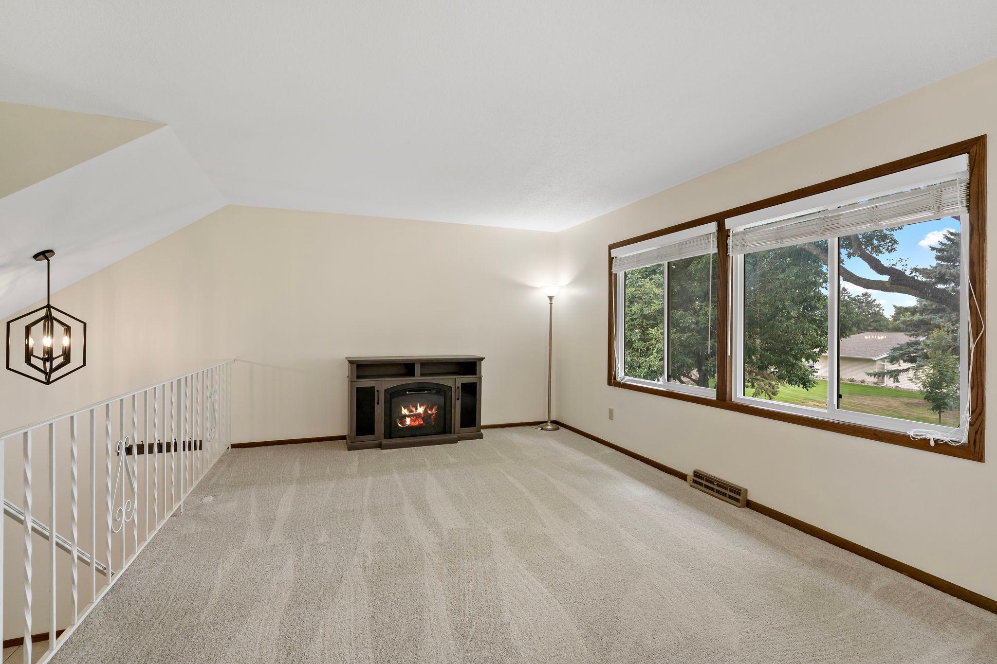 View of Residential at 582 Clover Leaf Parkway, Blaine MN 55434, Blaine (5 of 30) - Mike Wilen | Minnesota Team Real Estate