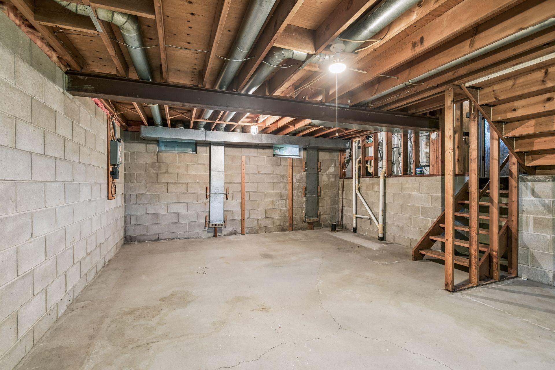 View of Residential at 1013 Robinhood Place, Shoreview MN 55126, Shoreview (31 of 47) - Mike Wilen | Minnesota Team Real Estate