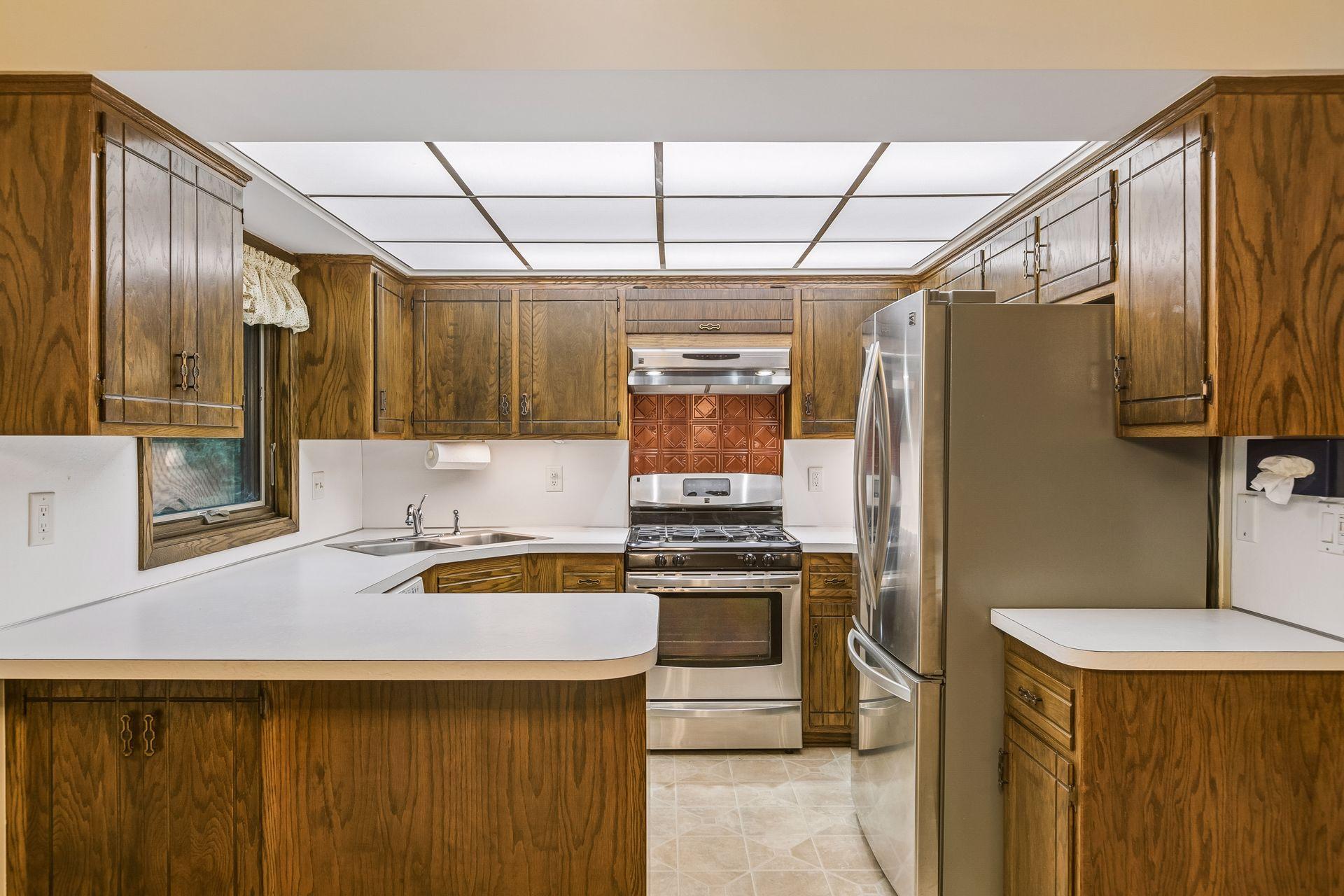 View of Residential at 1013 Robinhood Place, Shoreview MN 55126, Shoreview (15 of 47) - Mike Wilen | Minnesota Team Real Estate