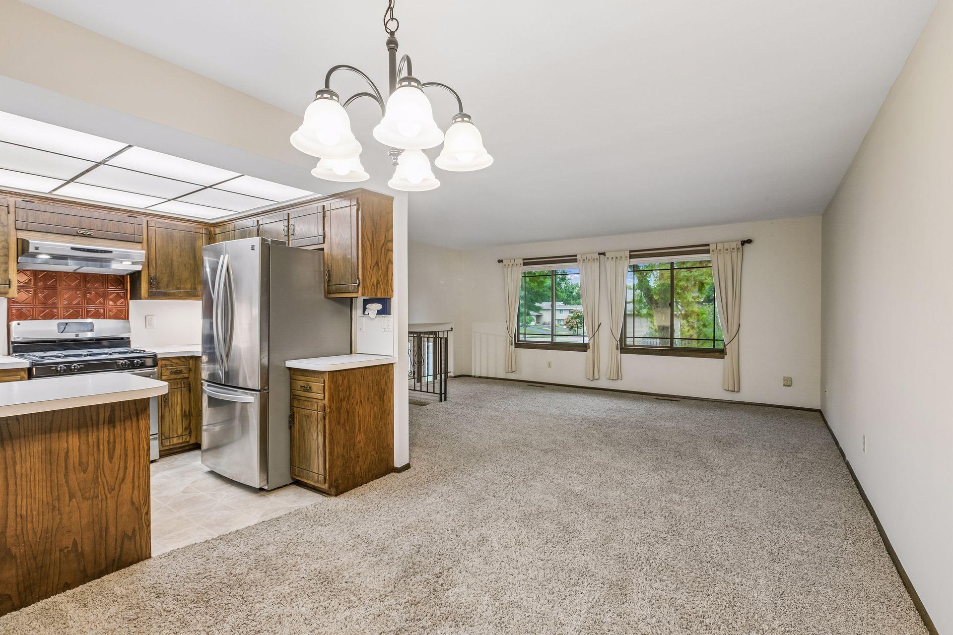 View of Residential at 1013 Robinhood Place, Shoreview MN 55126, Shoreview (14 of 47) - Mike Wilen | Minnesota Team Real Estate